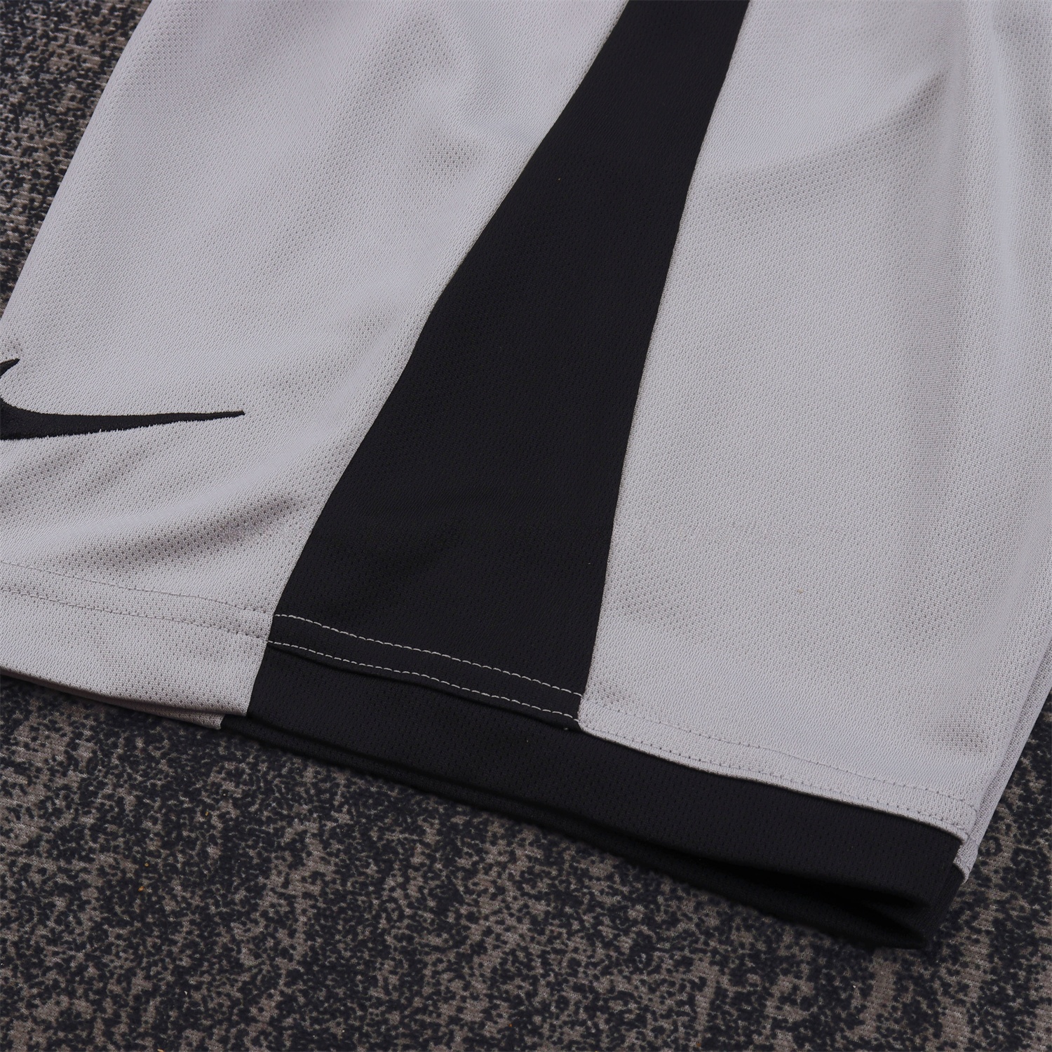 Retro Barcelona 2003-04 Away Kids Kit - Unitedfutballjersey