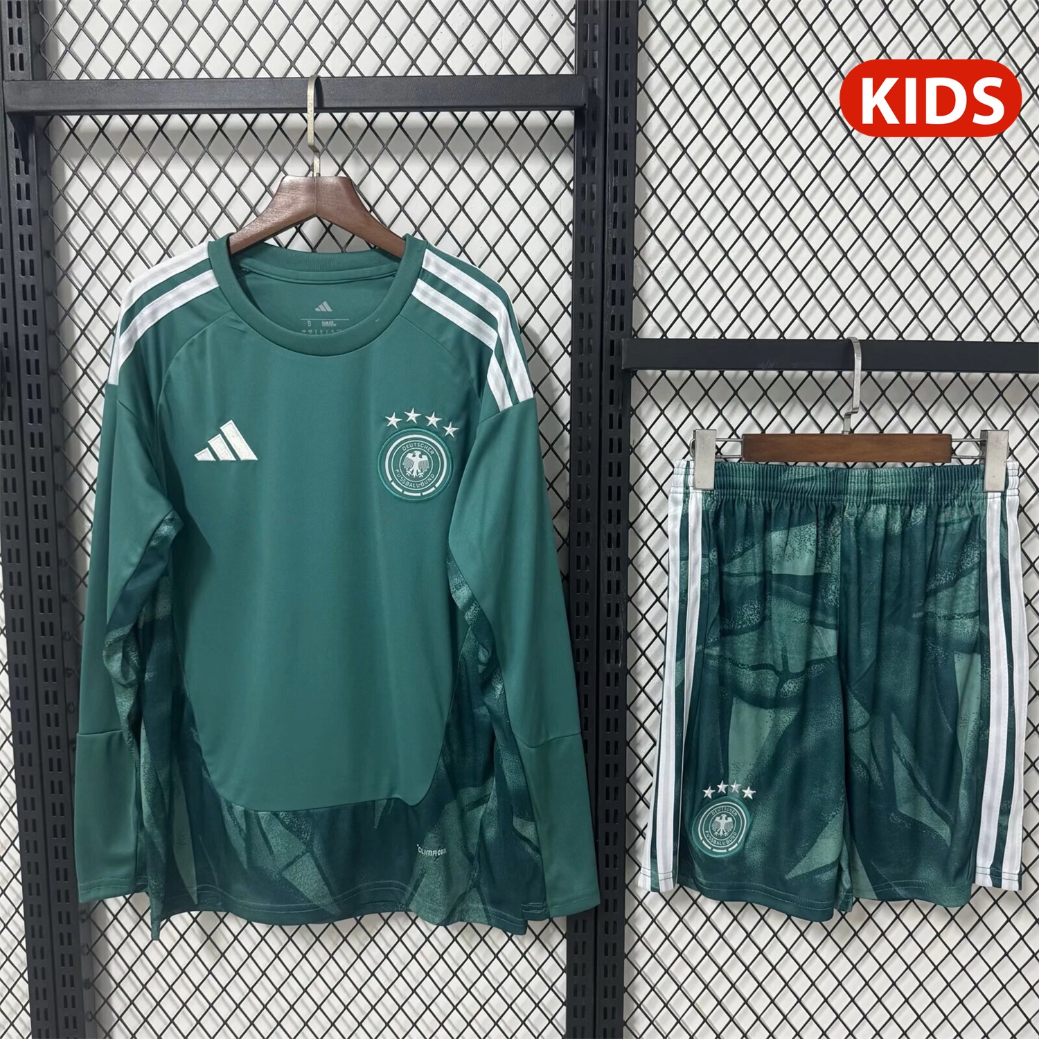 Germany 2026 Goalkeeper Green Long Sleeves Kids Kit - Unitedfutballjersey