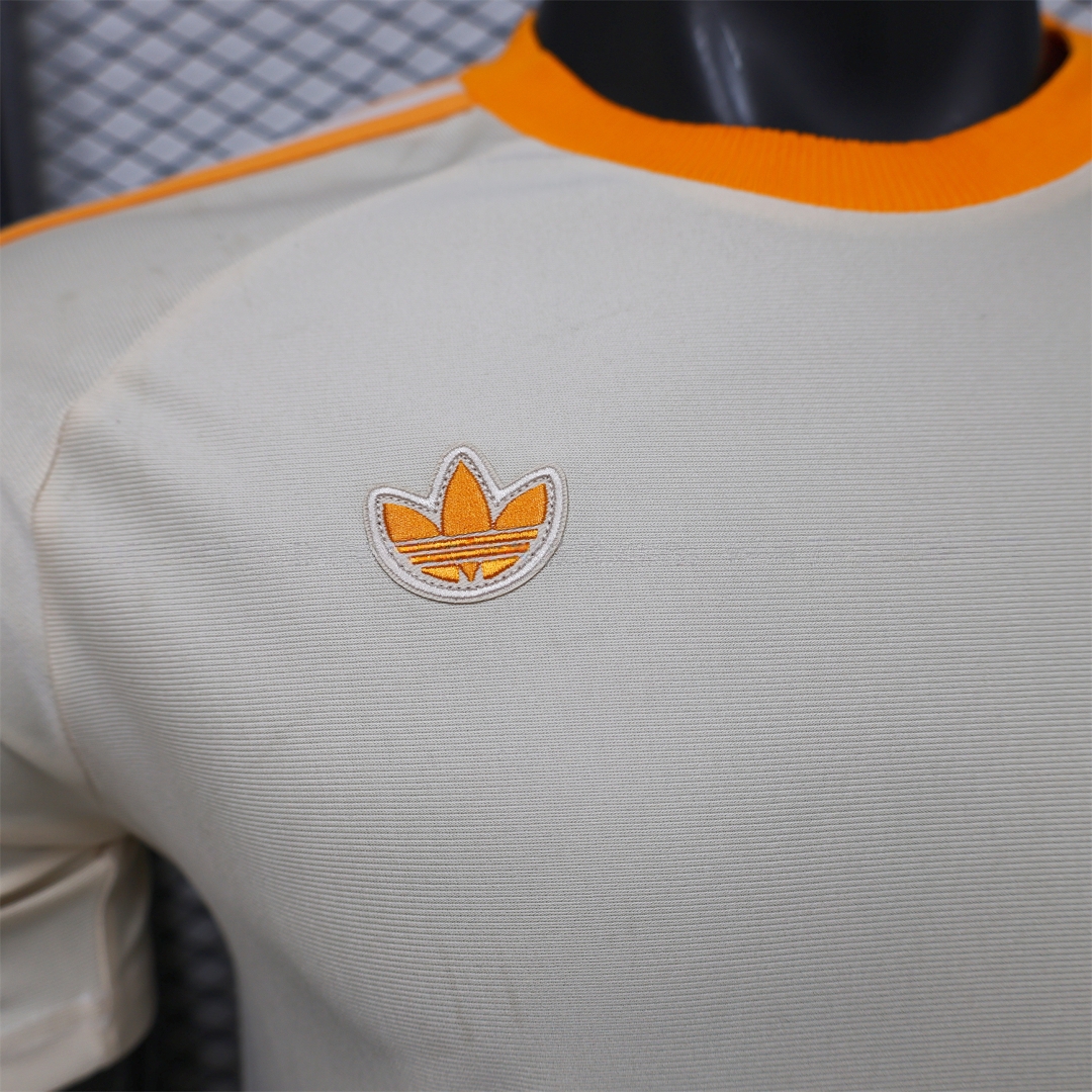 Bayern Munich 25-26 Off-white Casual Jersey - Player Version - Unitedfutballjersey