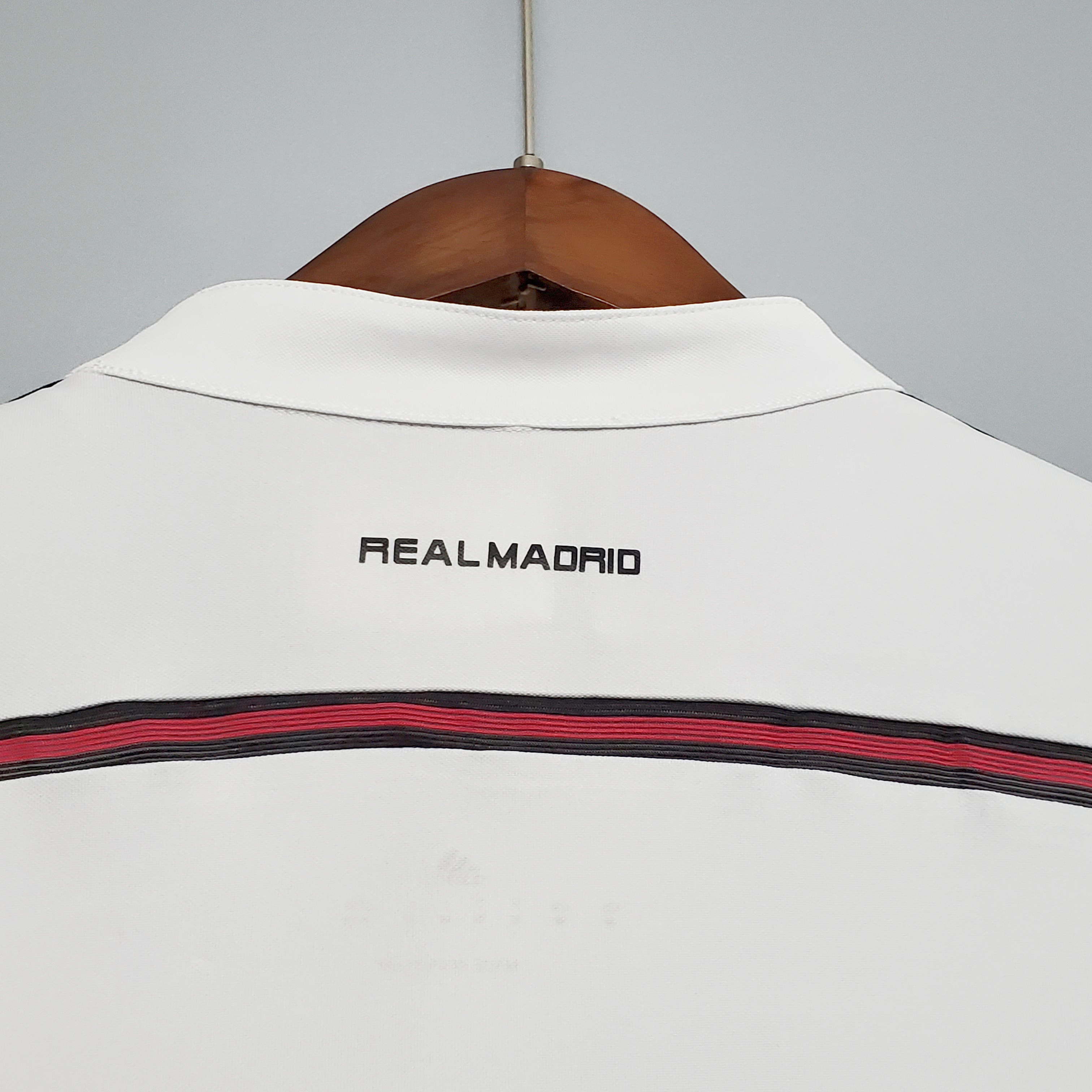 Retro Real Madrid 14-15 Home Stadium Long Sleeve Jersey - Unitedfutballjersey