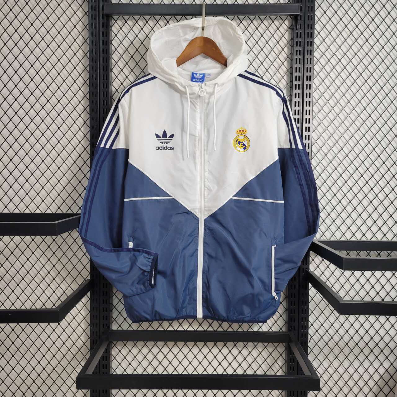 Real Madrid 23-24 Player Windbreaker Jacket - White & Blue - Unitedfutballjersey