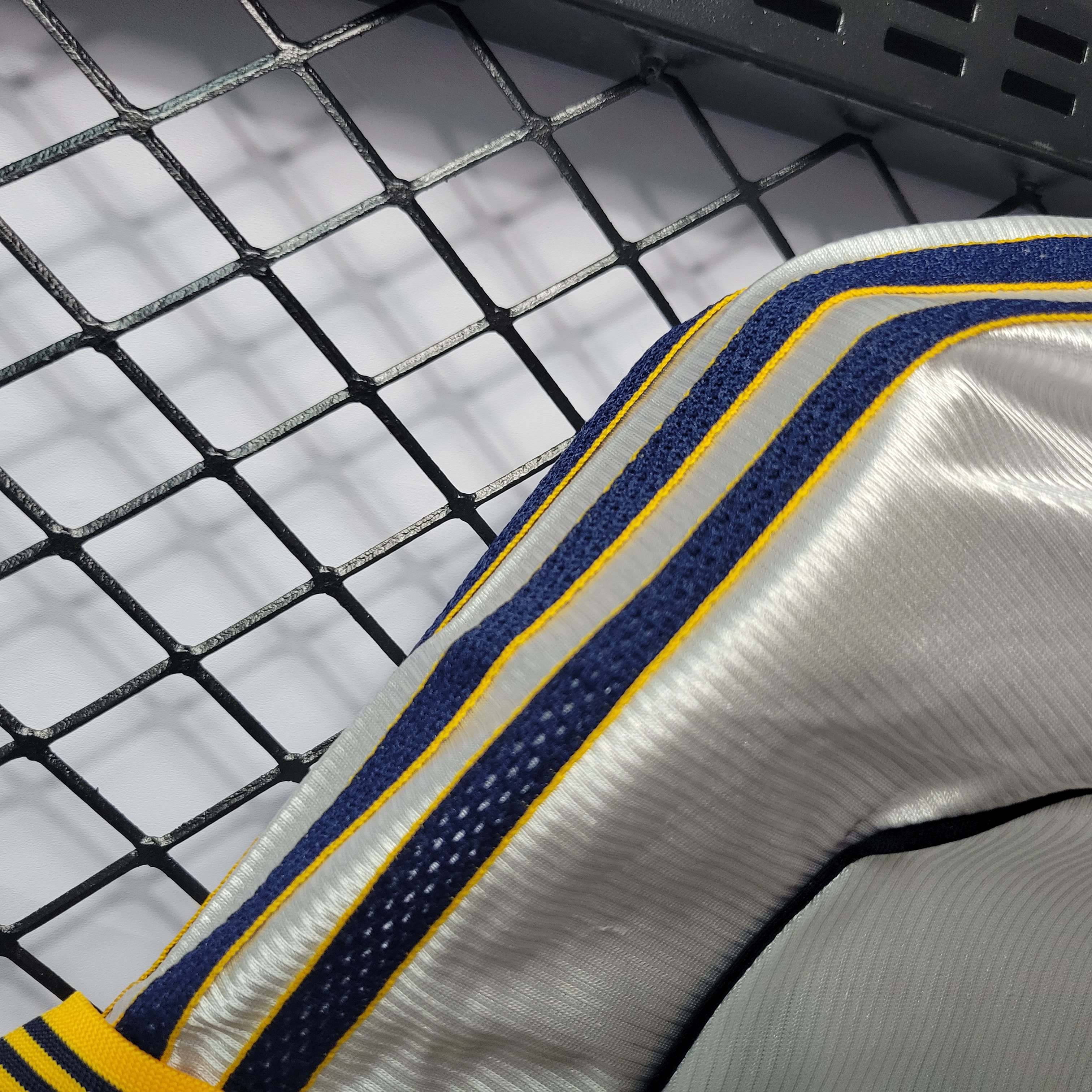 Retro Real Madrid 1998-00 Home Stadium Jersey - Unitedfutballjersey