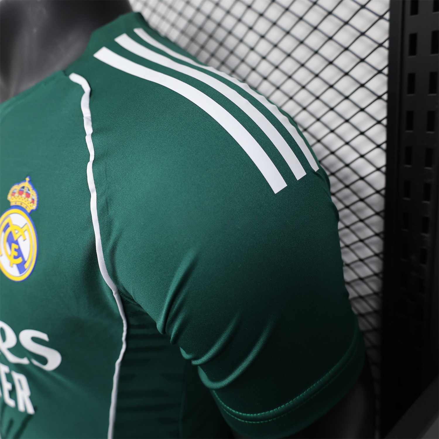 Real Madrid 25-26 Green Teamgeist Collar Special Edition Jersey - Player Version - Unitedfutballjersey