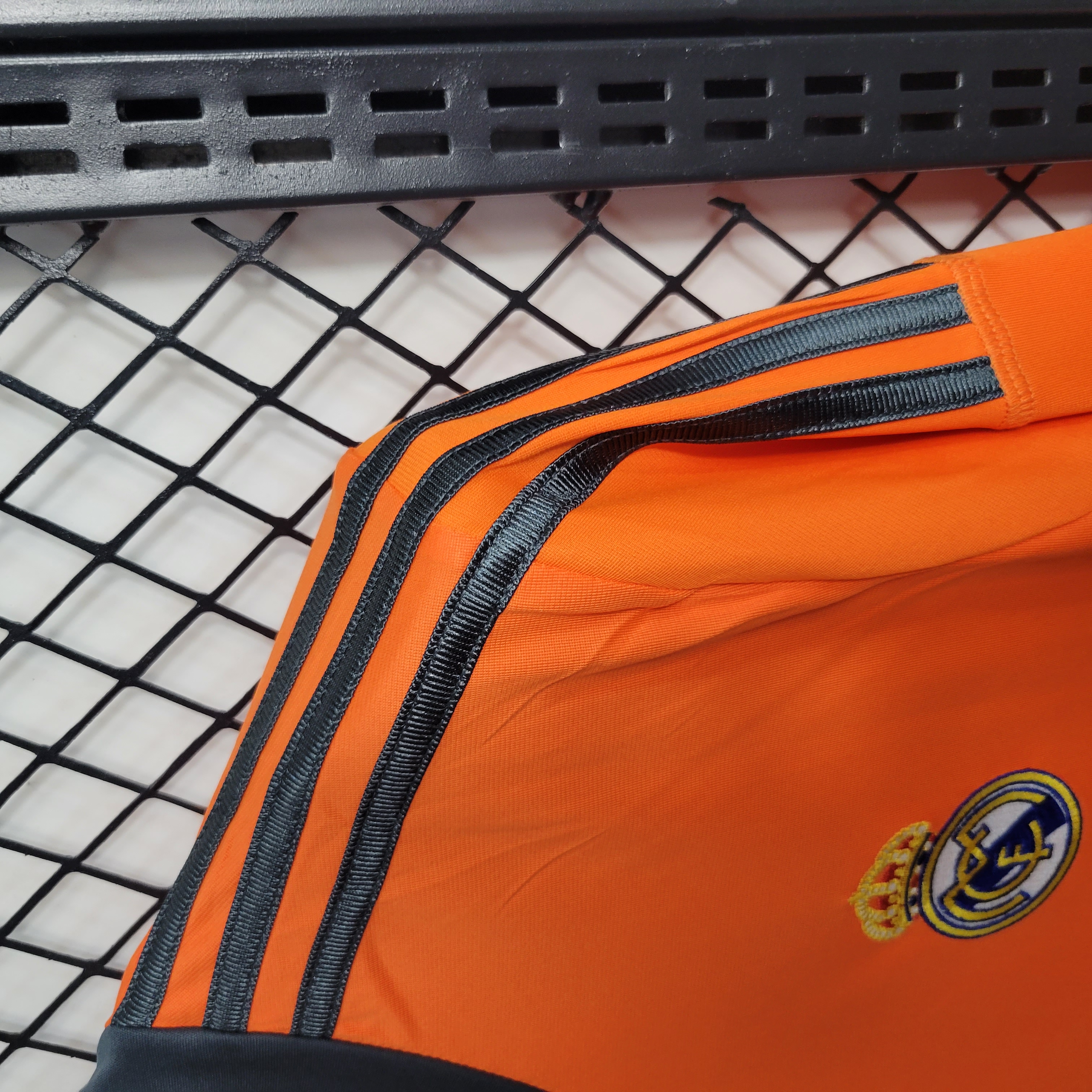 Retro Real Madrid 13-14 Third Long Sleeve Jersey - Unitedfutballjersey