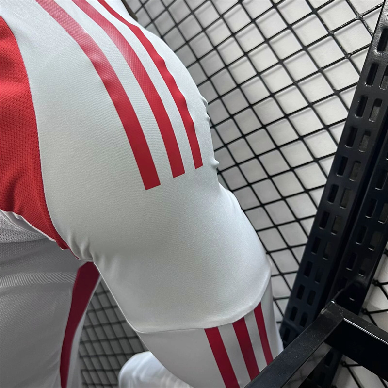 Italy 2024 Away Stadium Long Sleeve Jersey - Player Version - Unitedfutballjersey