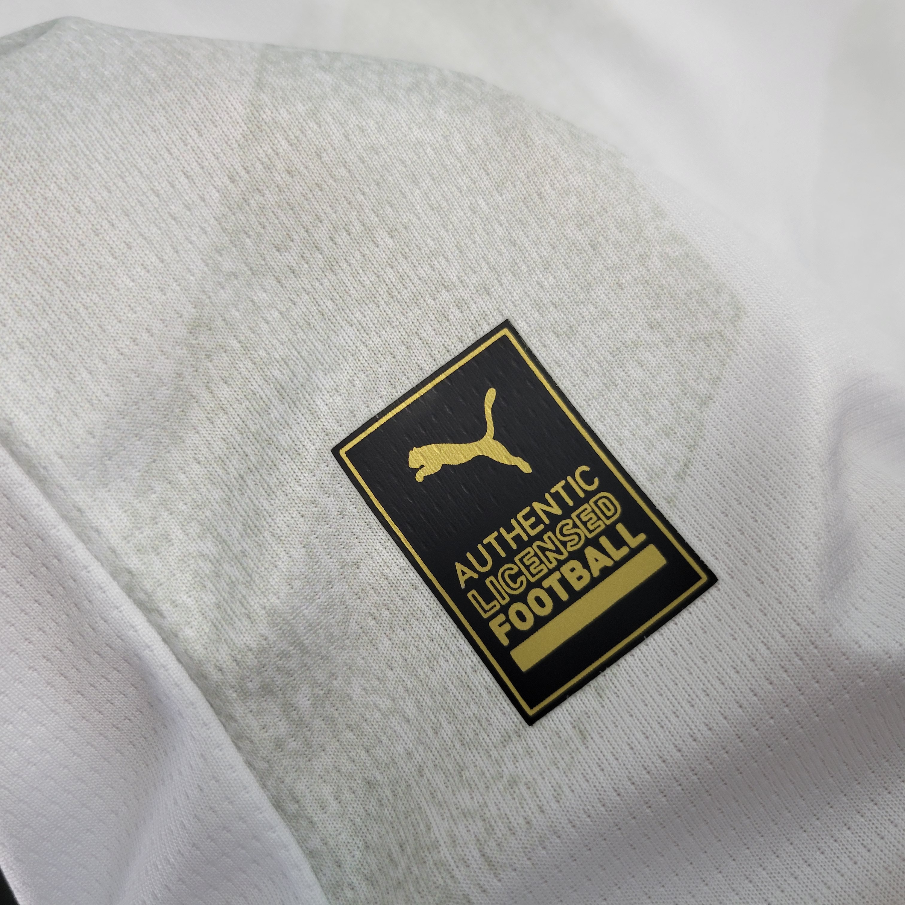 Marseille 23-24 Home Kids Kit - Unitedfutballjersey