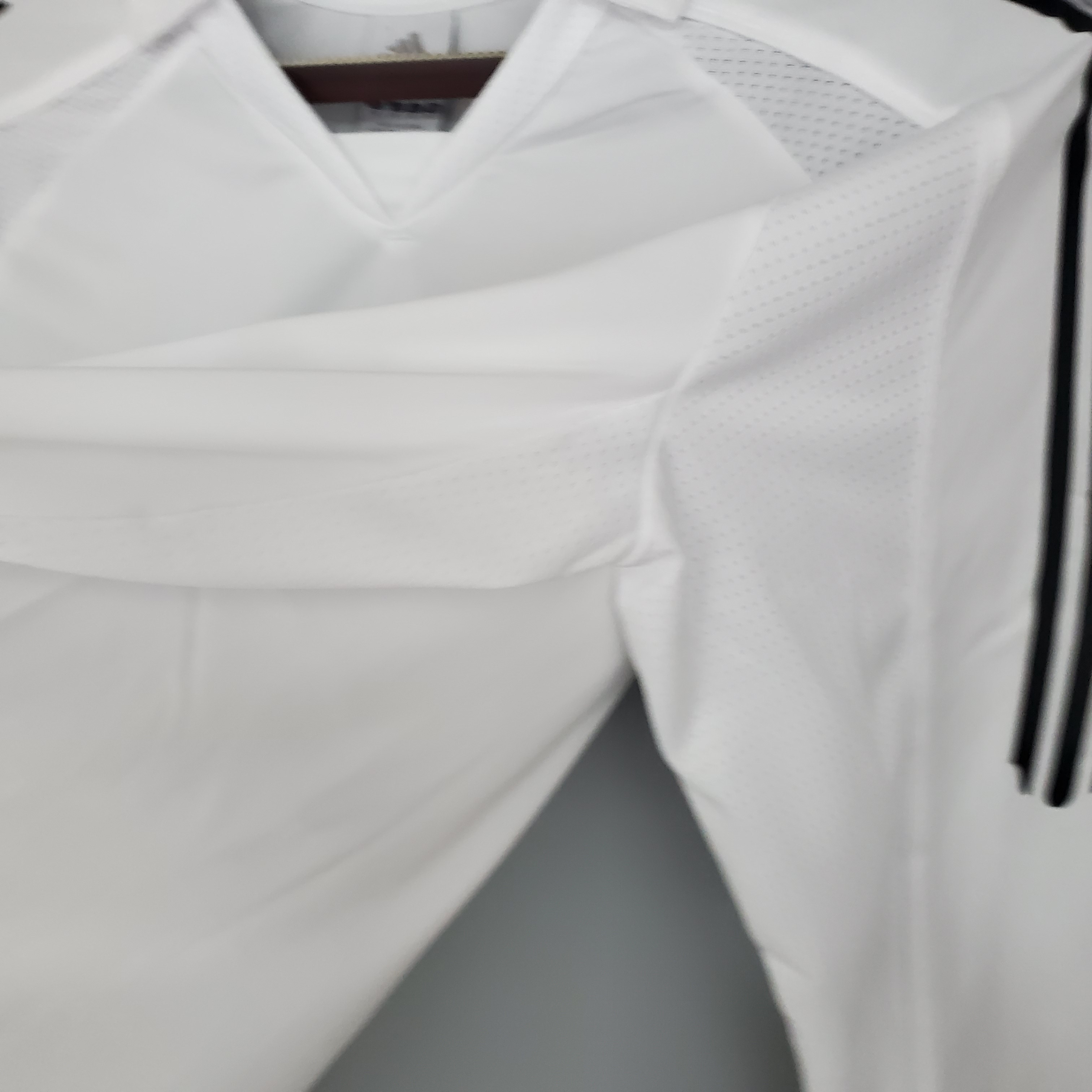 Retro Real Madrid 05-06 Home Stadium Long Sleeve Jersey - Unitedfutballjersey