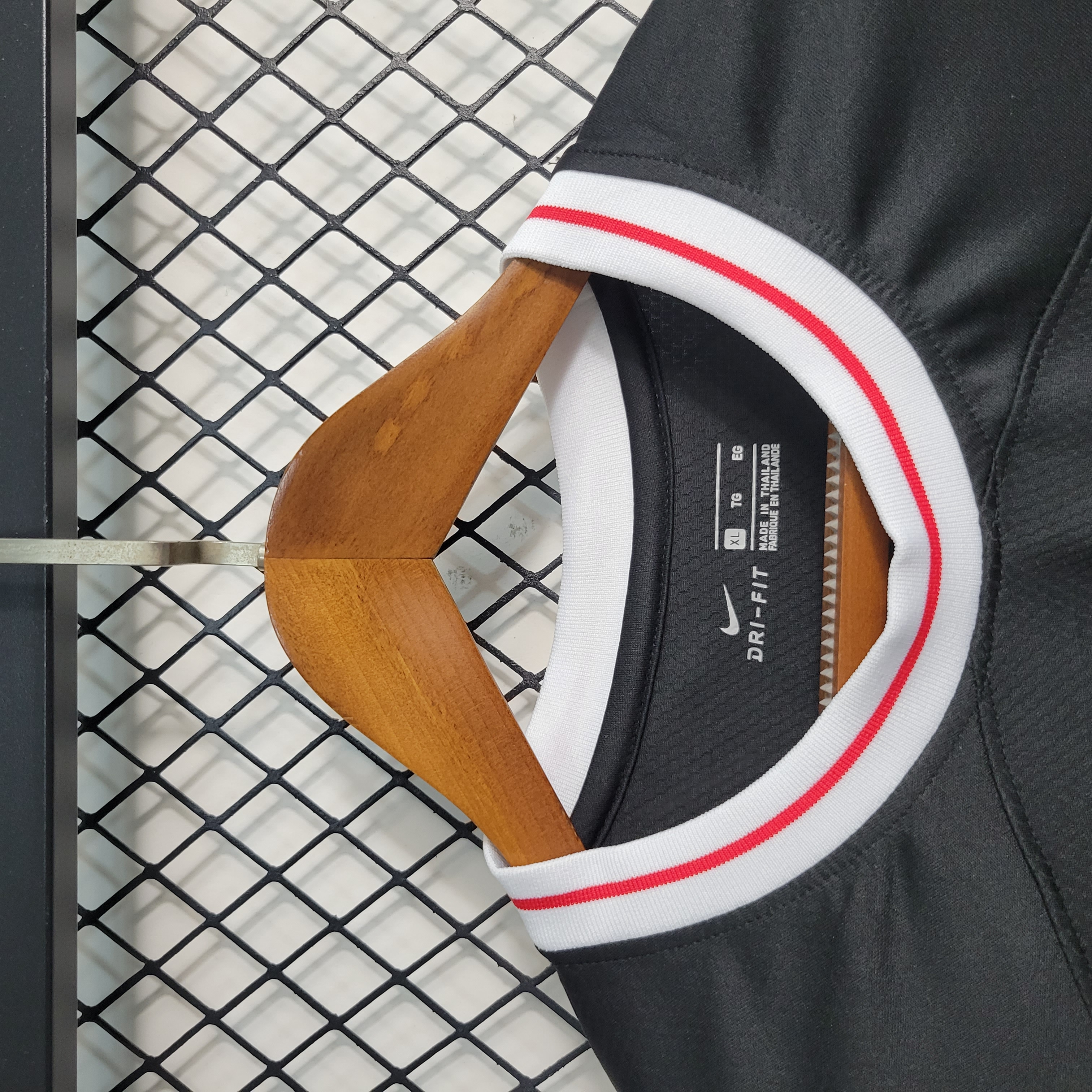 Eintracht Frankfurt 23-24 Away Jersey - Fans Version - Unitedfutballjersey