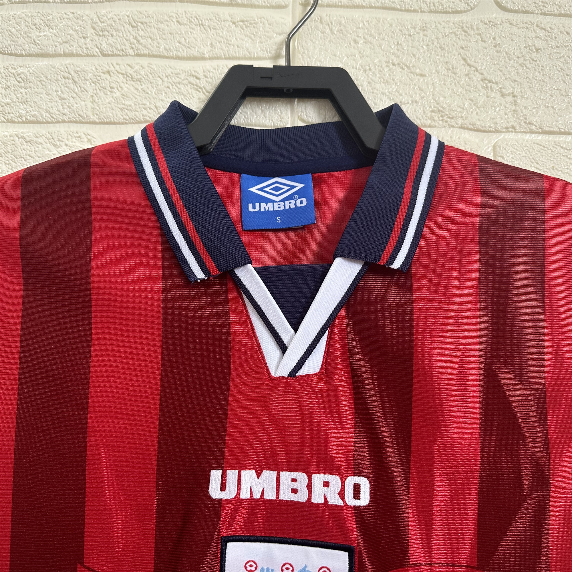 Retro England 1998 Away Jersey - Unitedfutballjersey