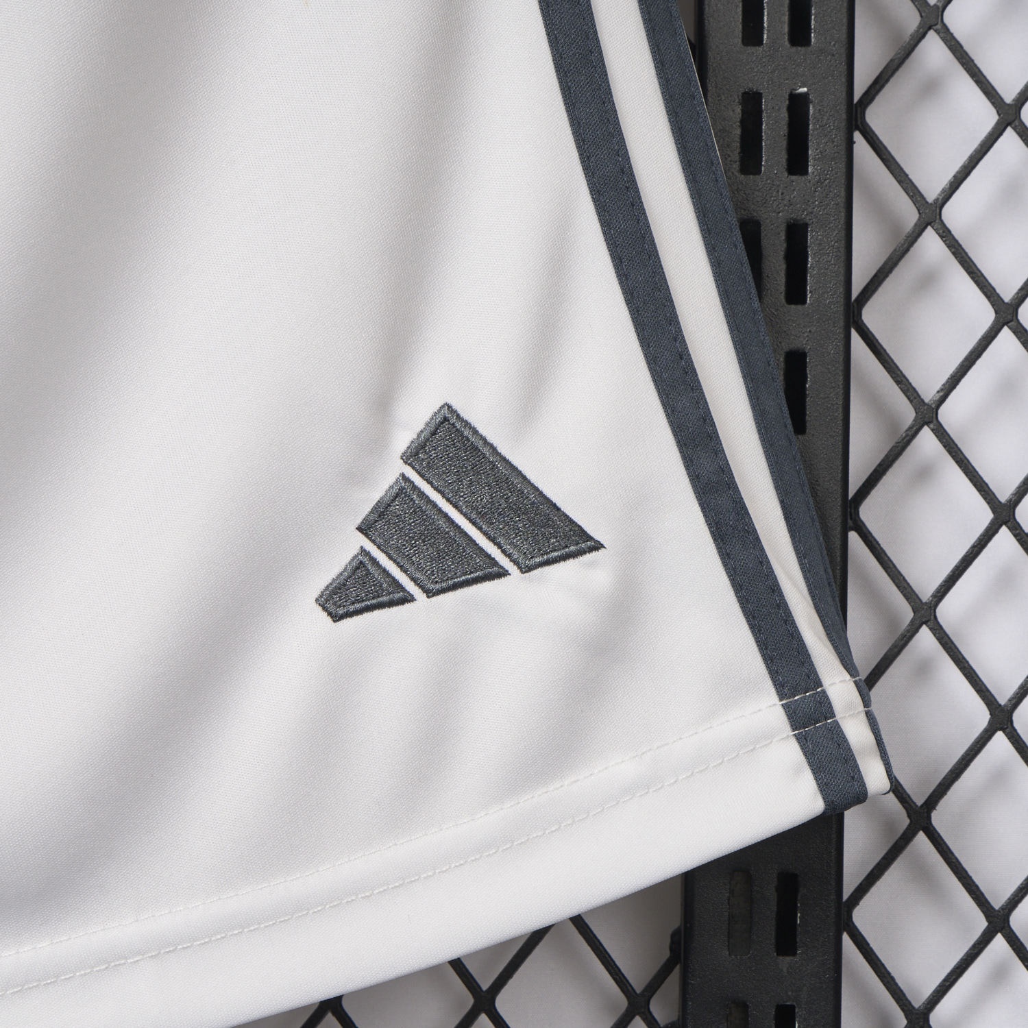 Bayern Munich 25-26 Away Shorts - Fans Version - Unitedfutballjersey