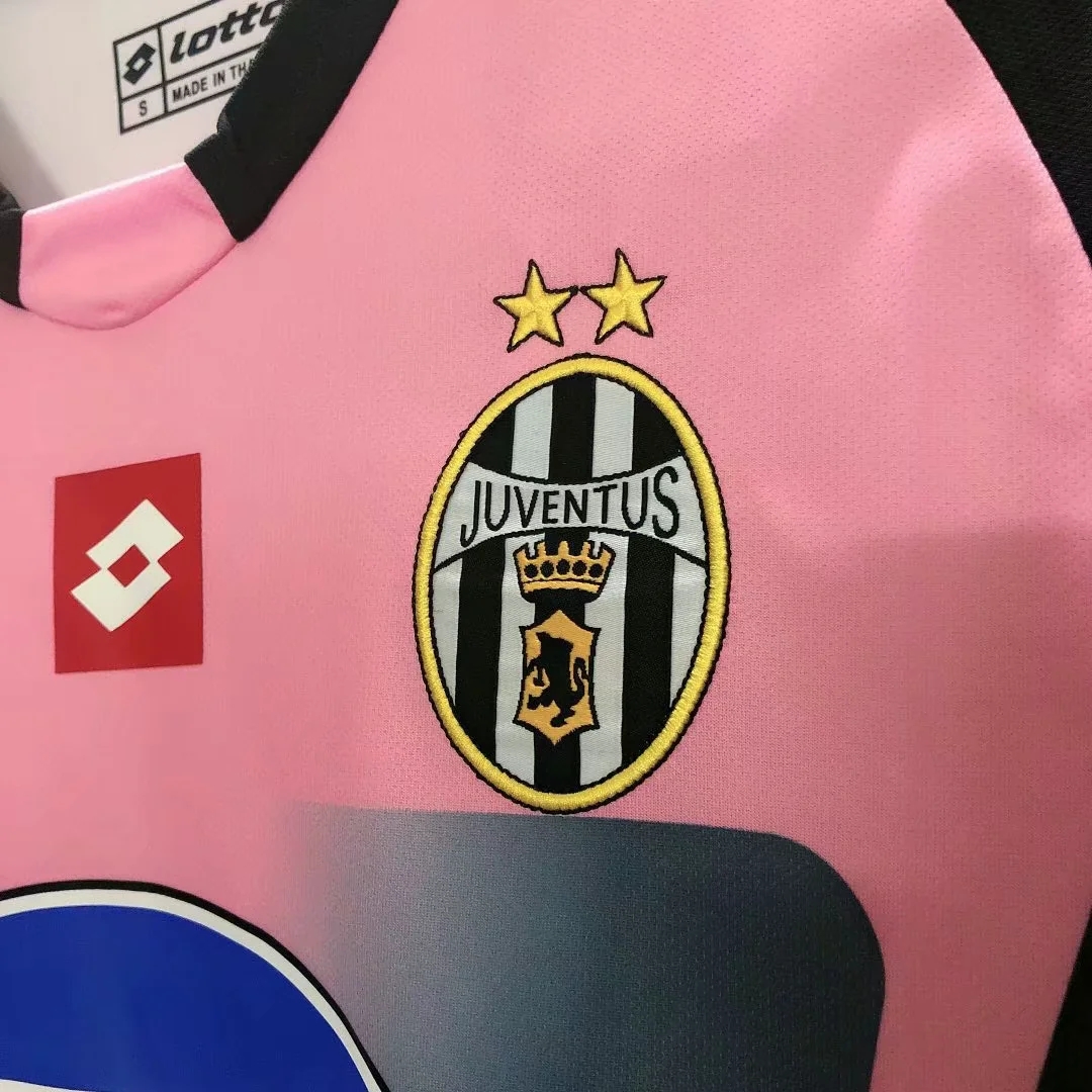 Retro Juventus 2002-03 Pink Goalkeeper Jersey - Unitedfutballjersey