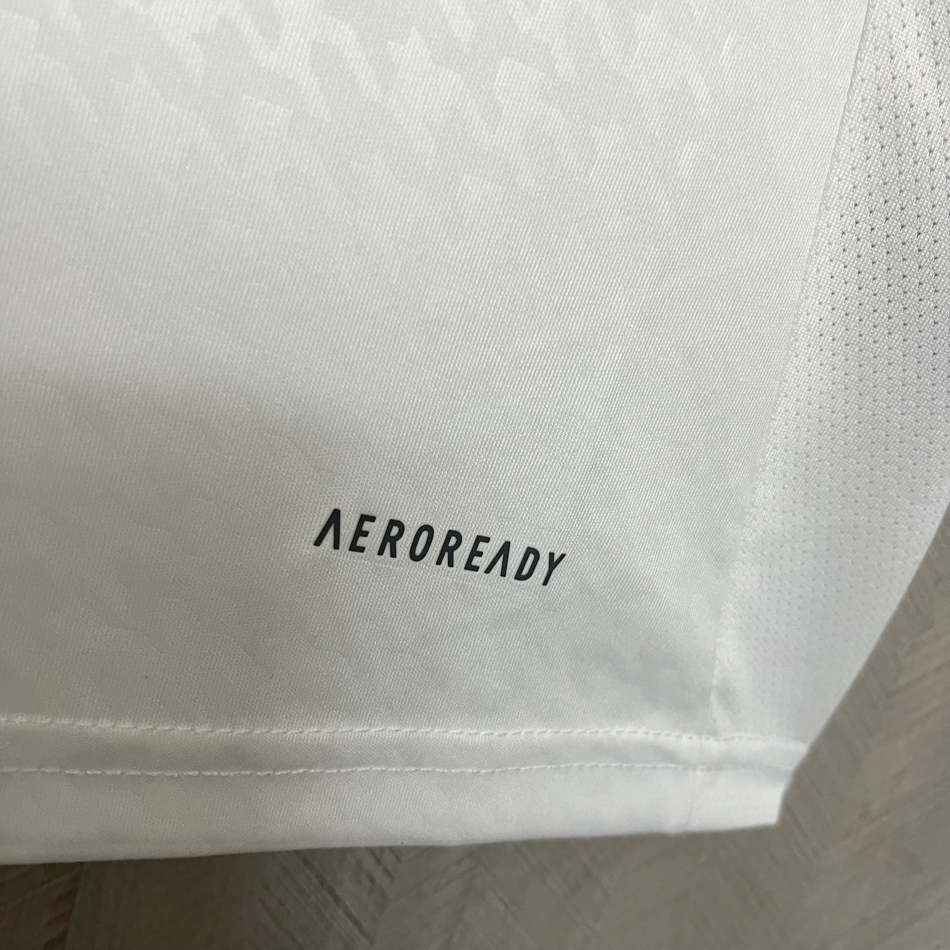 Real Madrid 24-25 Home Stadium Jersey - Fans Version - Unitedfutballjersey