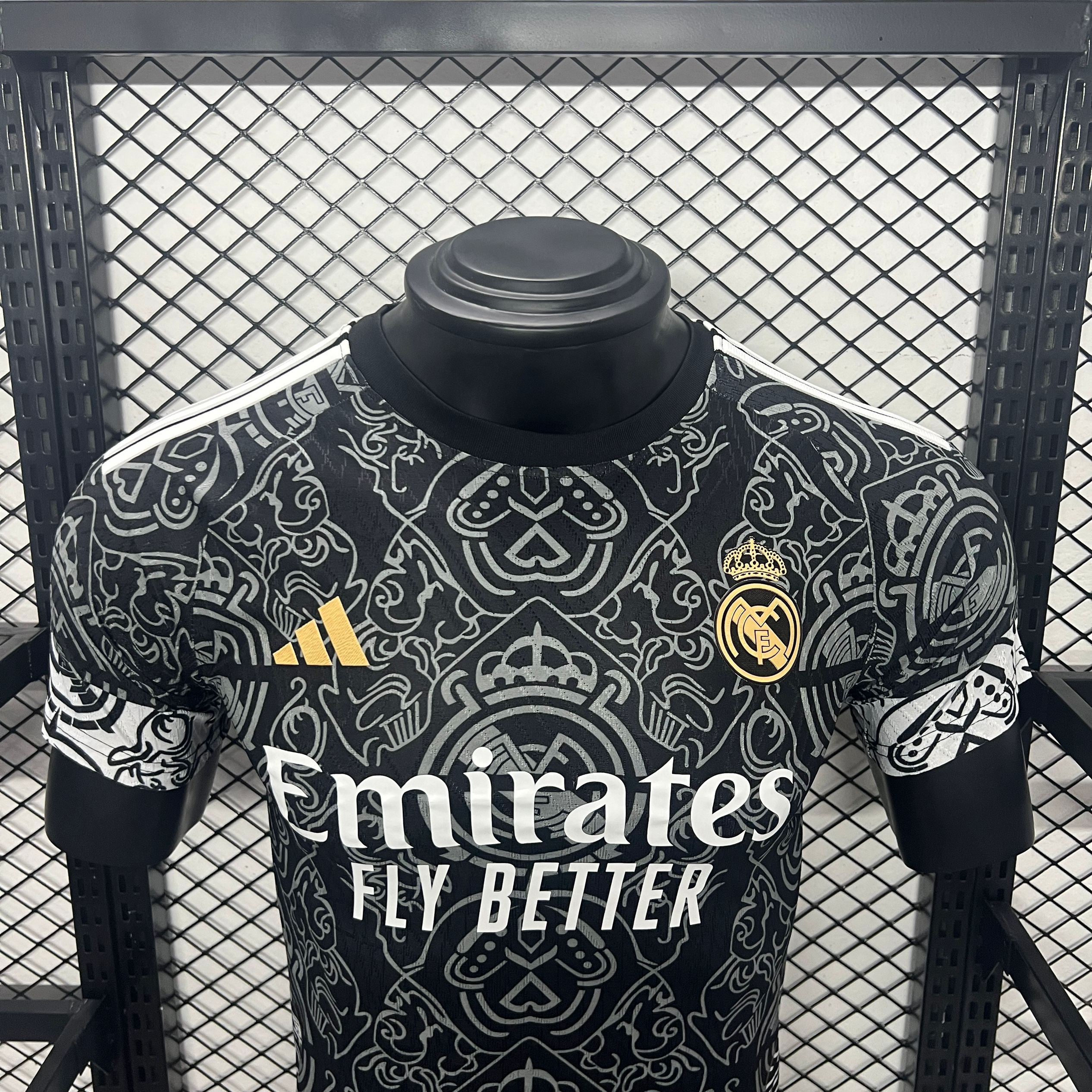 Real Madrid 24-25 Black Line Pattern Special Edtion Jersey - Player Version - Unitedfutballjersey