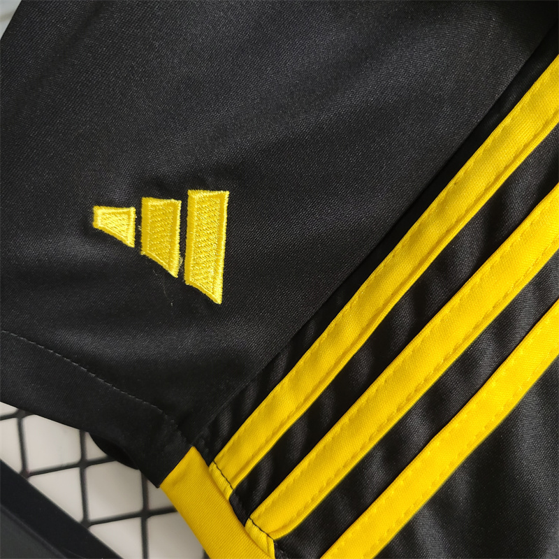 Juventus 23-24 Home Kids Kit - Unitedfutballjersey