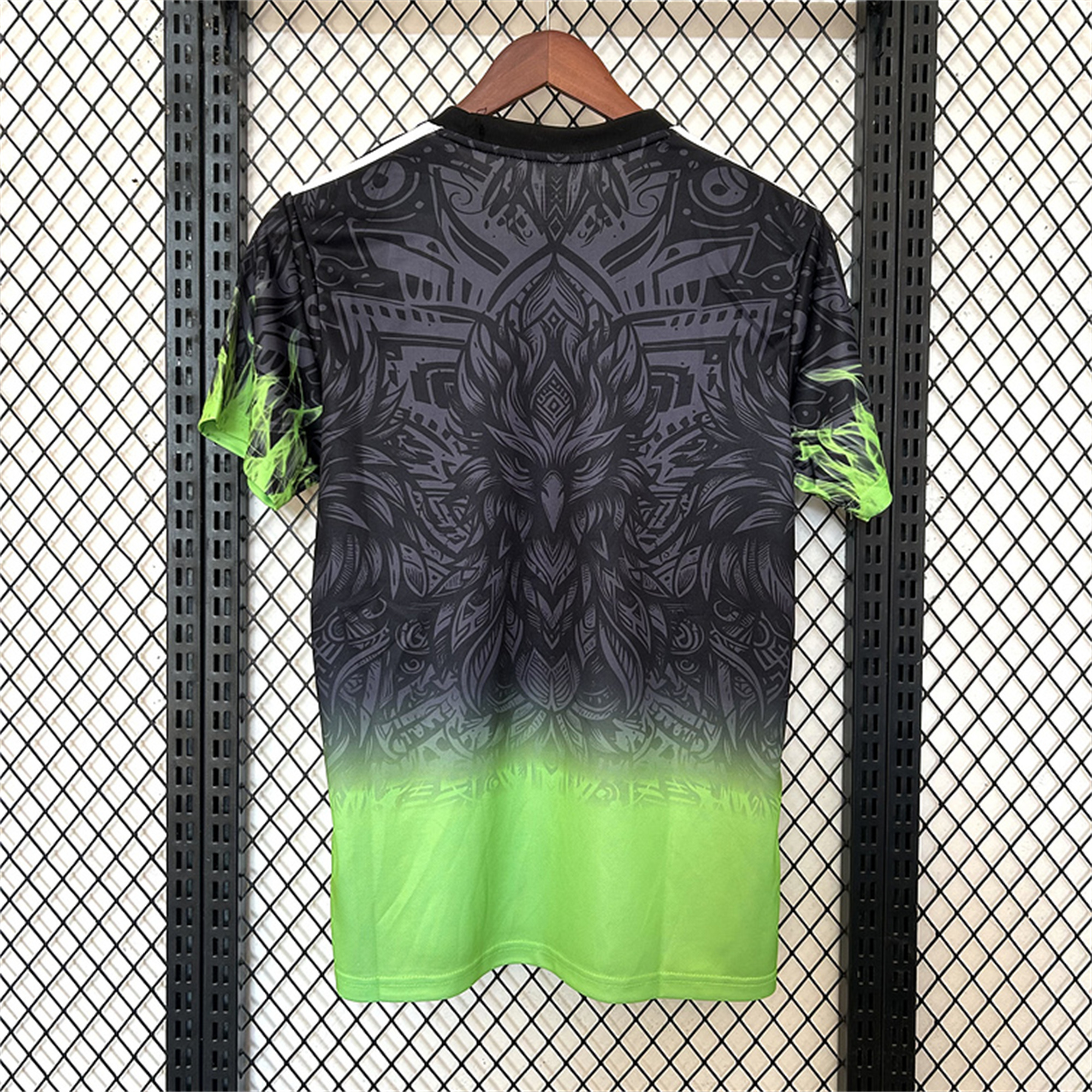 Liver.pool 24-25 Green Fire Phoenix Special Edition Jersey - Fans Version - Unitedfutballjersey