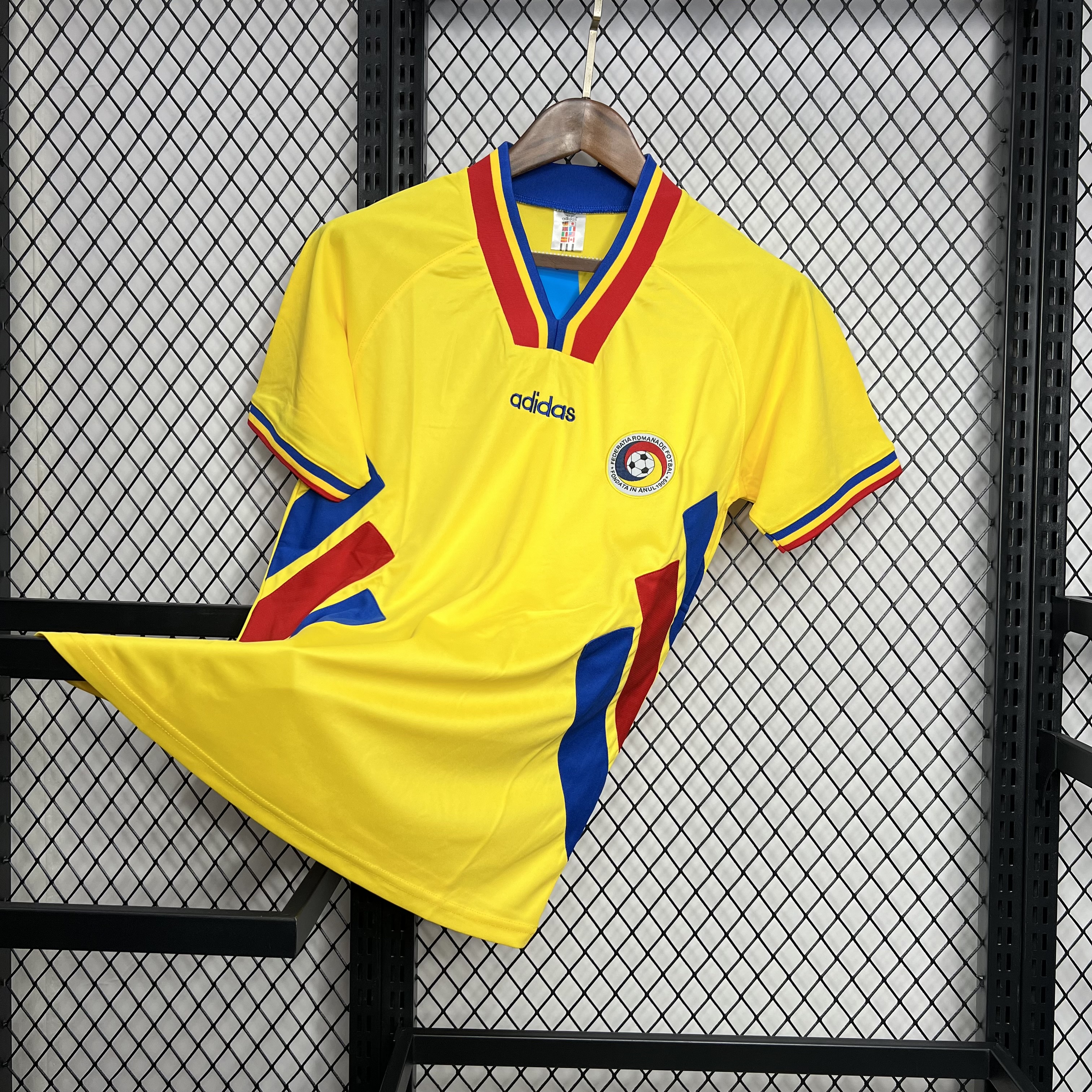 Retro Romania 1994 Home Stadium Jersey - Unitedfutballjersey