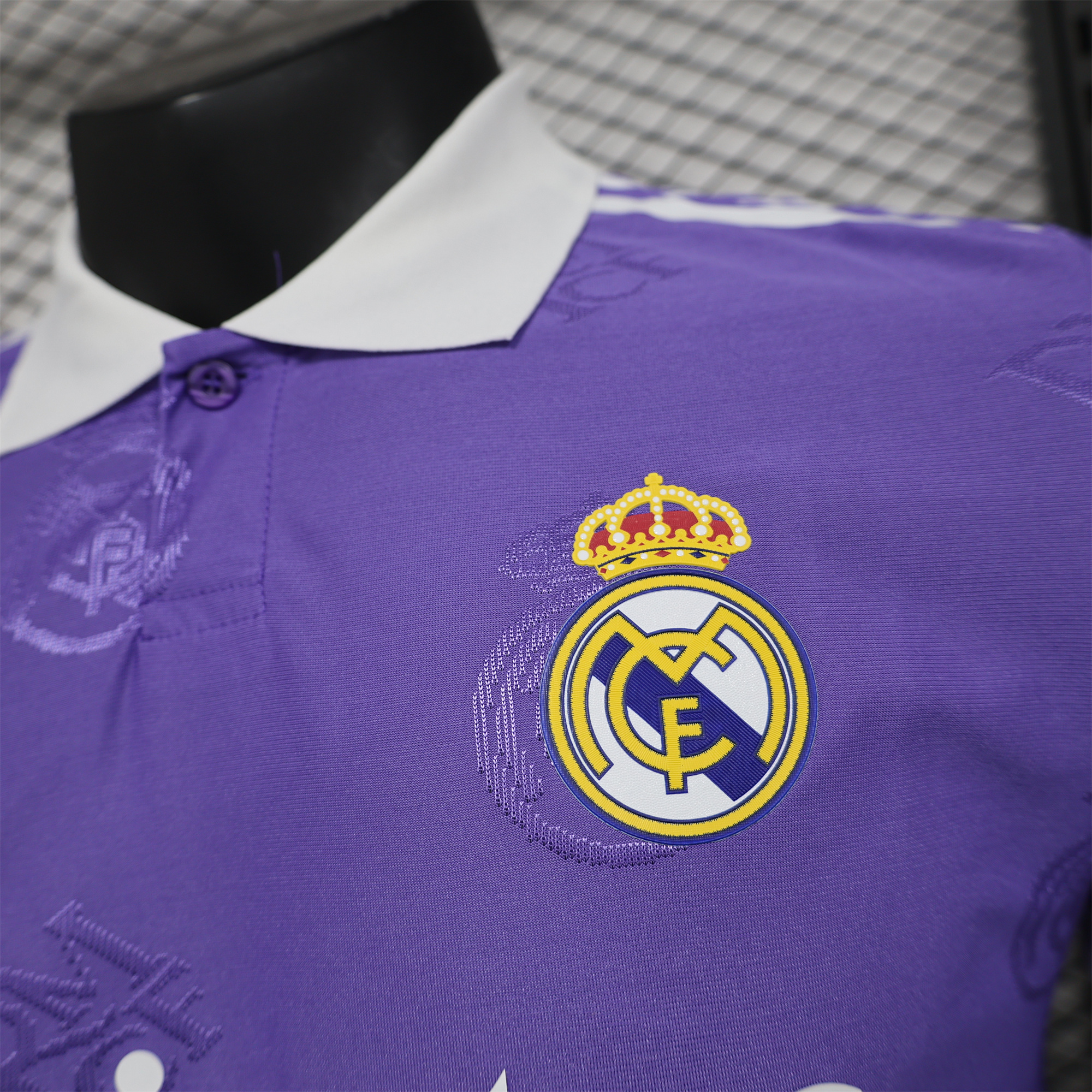 Real Madrid 24-25 Purple LOGO Special Edition Jersey - Player Version - Unitedfutballjersey