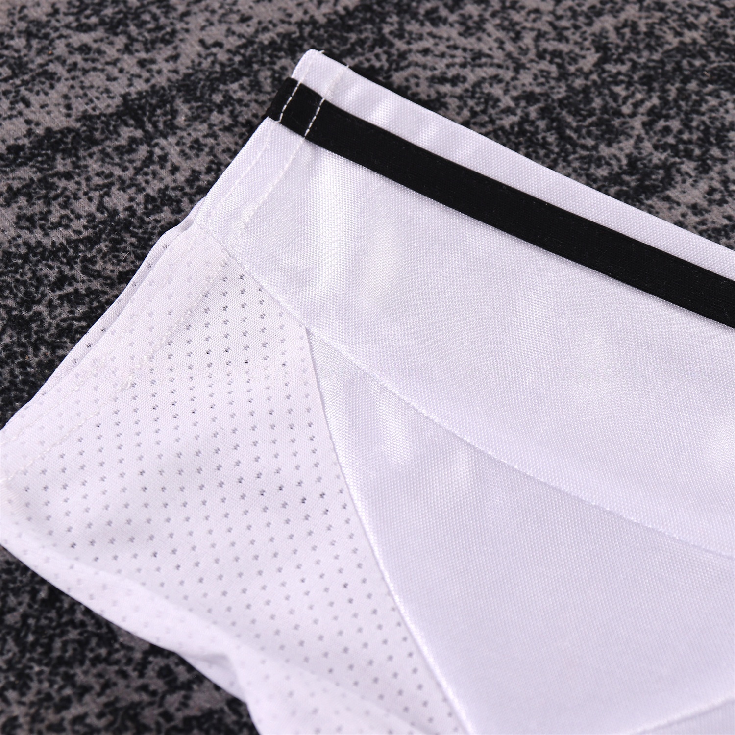 Retro Real Madrid 04-05 Home Kids Kit - Unitedfutballjersey