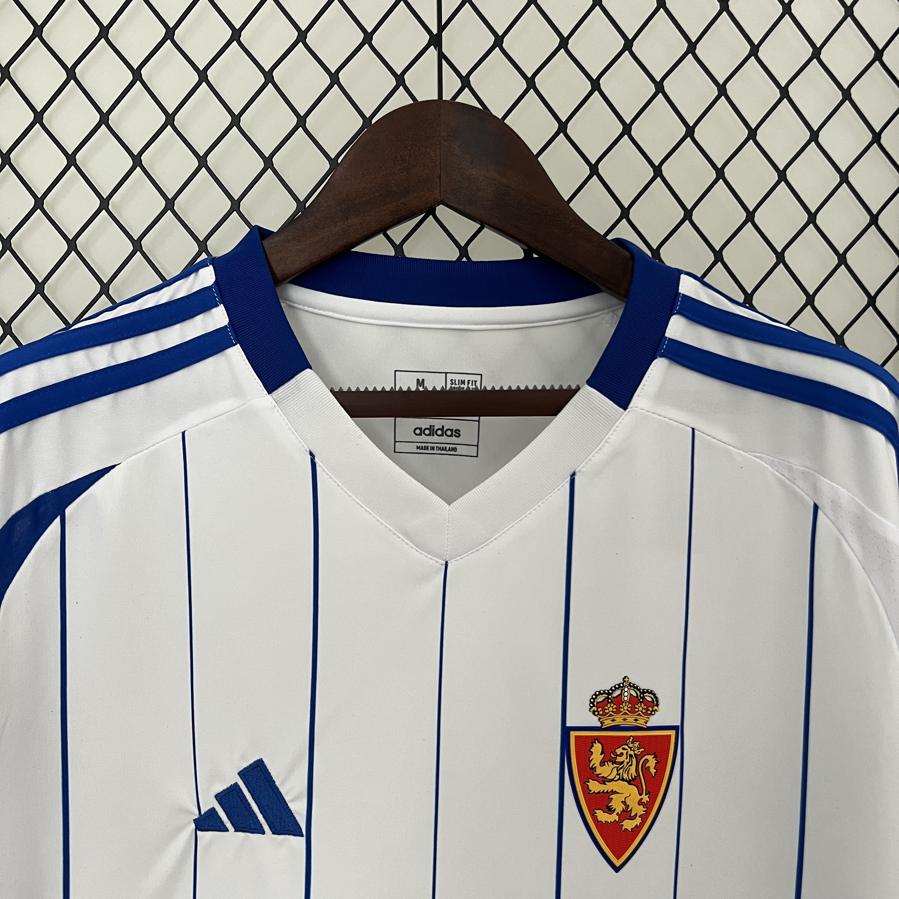Zaragoza 24-25 Home Stadium Jersey - Fans Version - Unitedfutballjersey