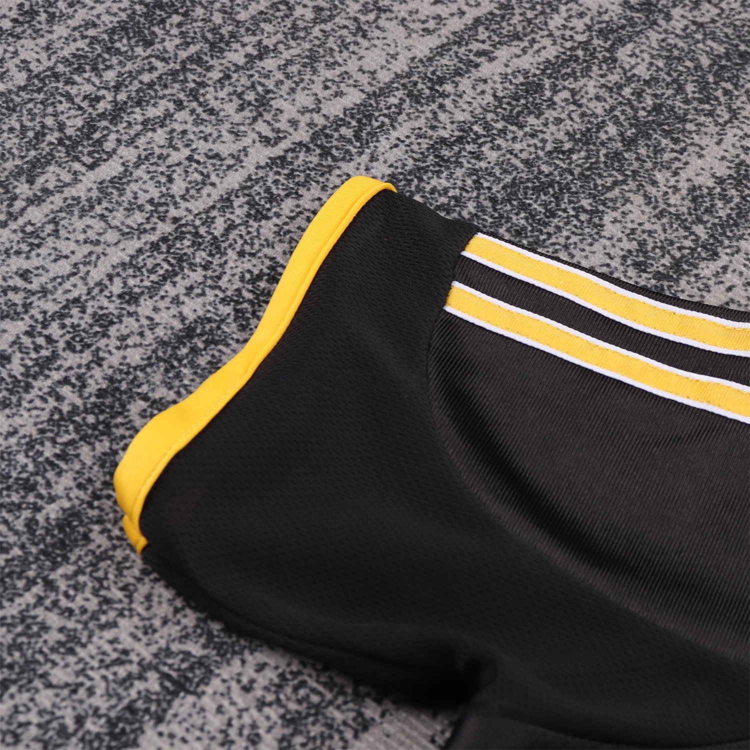 Retro Real Madrid 1999-01 Away Kids Kit - Unitedfutballjersey