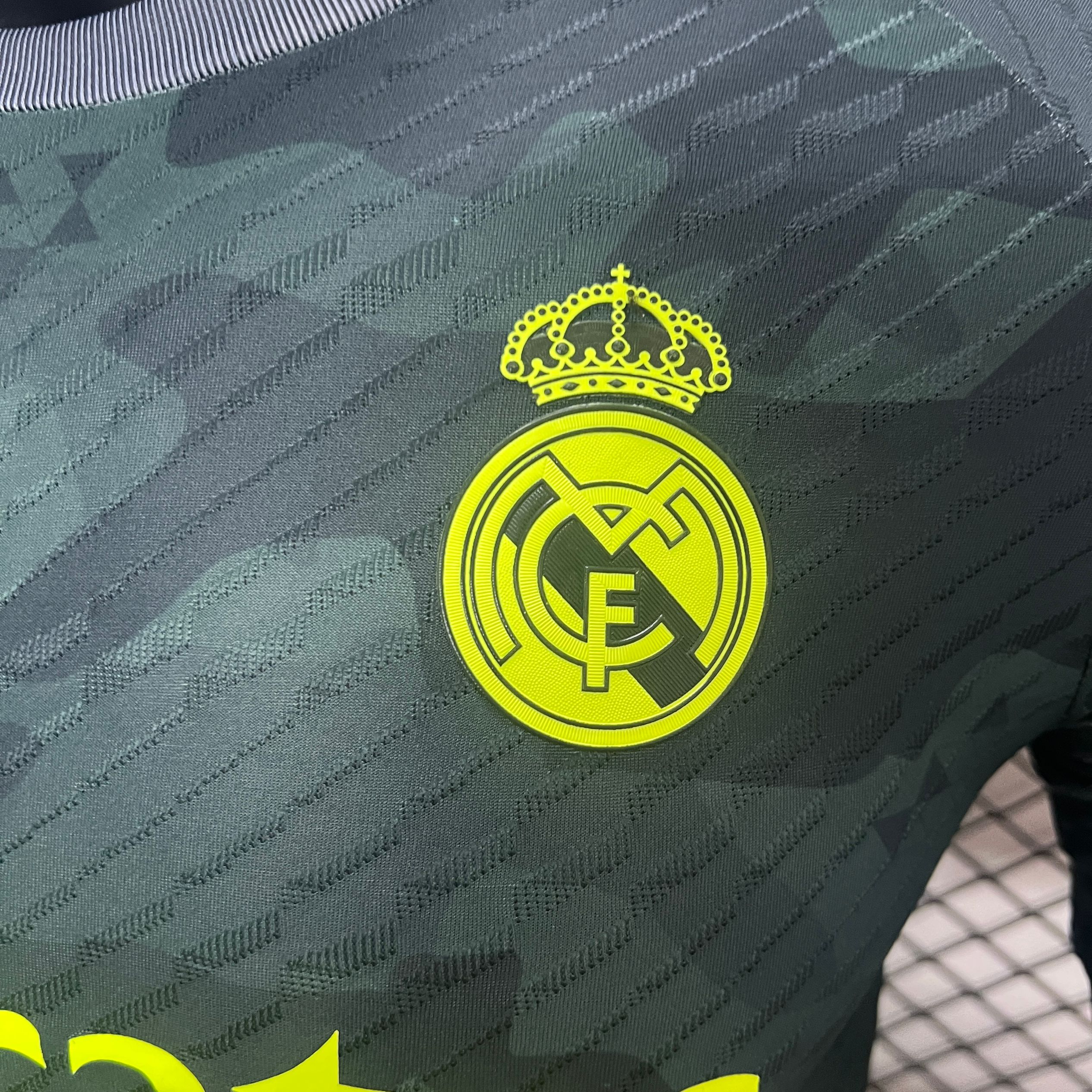 Real Madrid 24-25 Green Special Edition Jersey - Player Version - Unitedfutballjersey