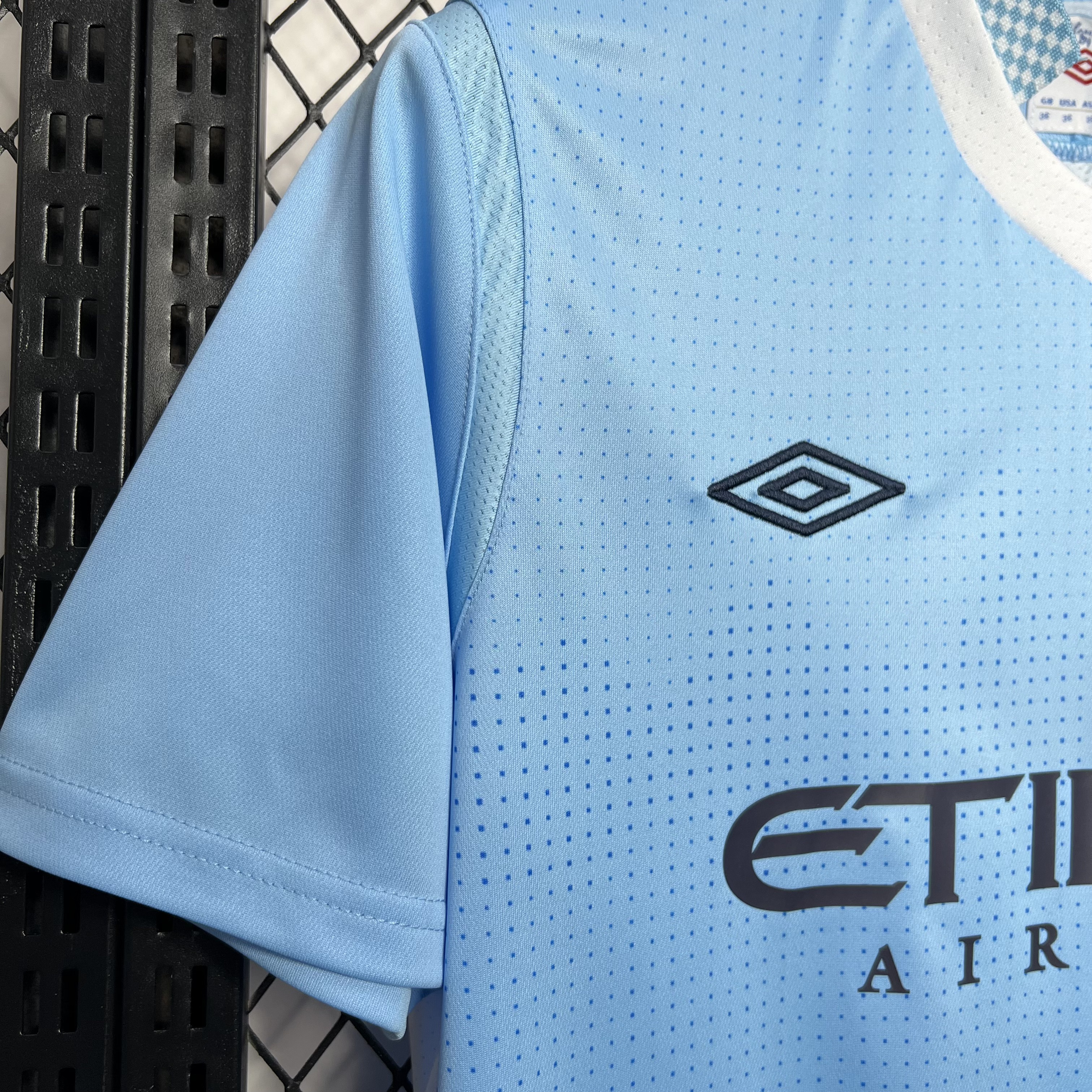 Retro Manchester City 2011-12 Home Stadium Jersey - Unitedfutballjersey