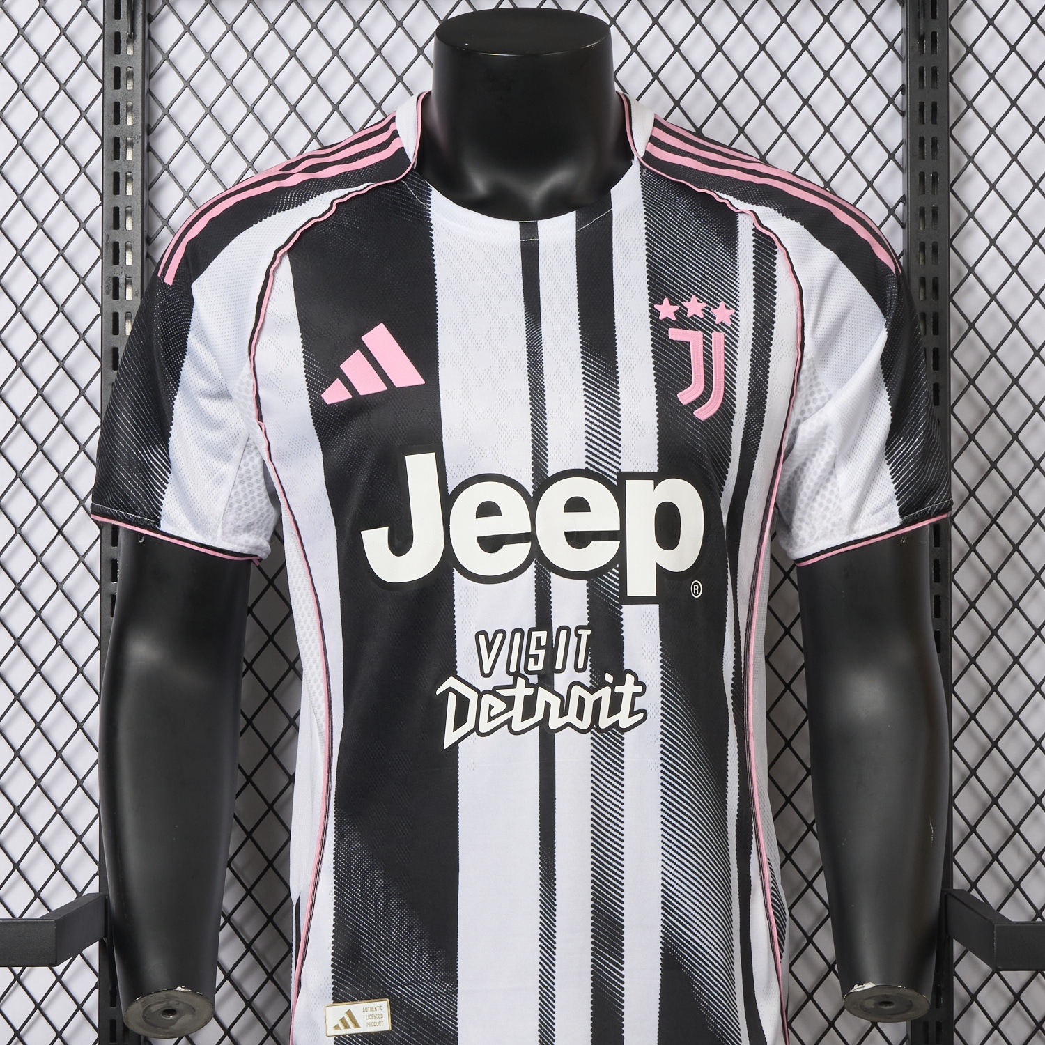 Juventus 25-26 Home Jersey With Chest Patch - Player Version - Unitedfutballjersey