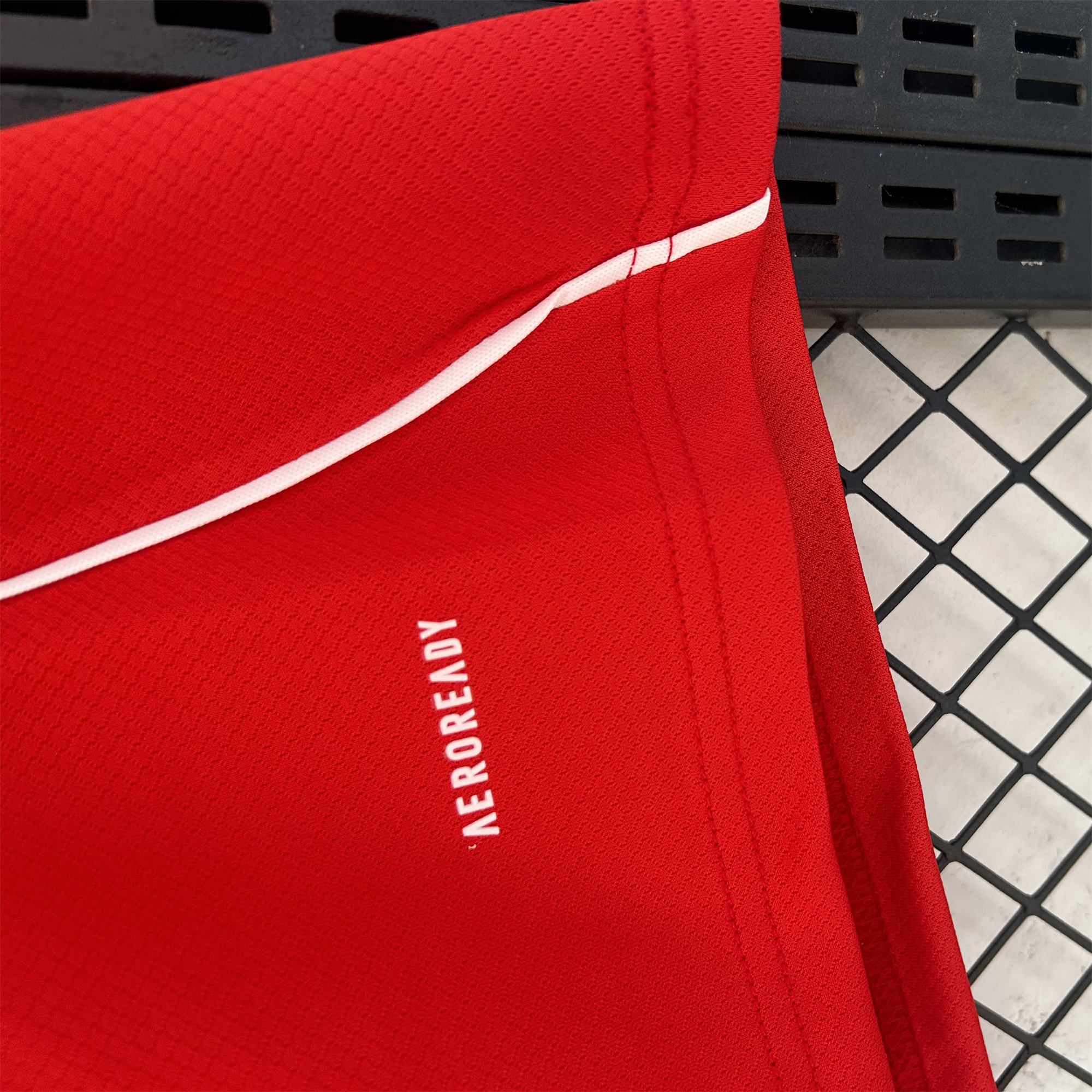 Liver.pool 25-26 Home Jersey (Informal-release Version) - Fans Version - Unitedfutballjersey