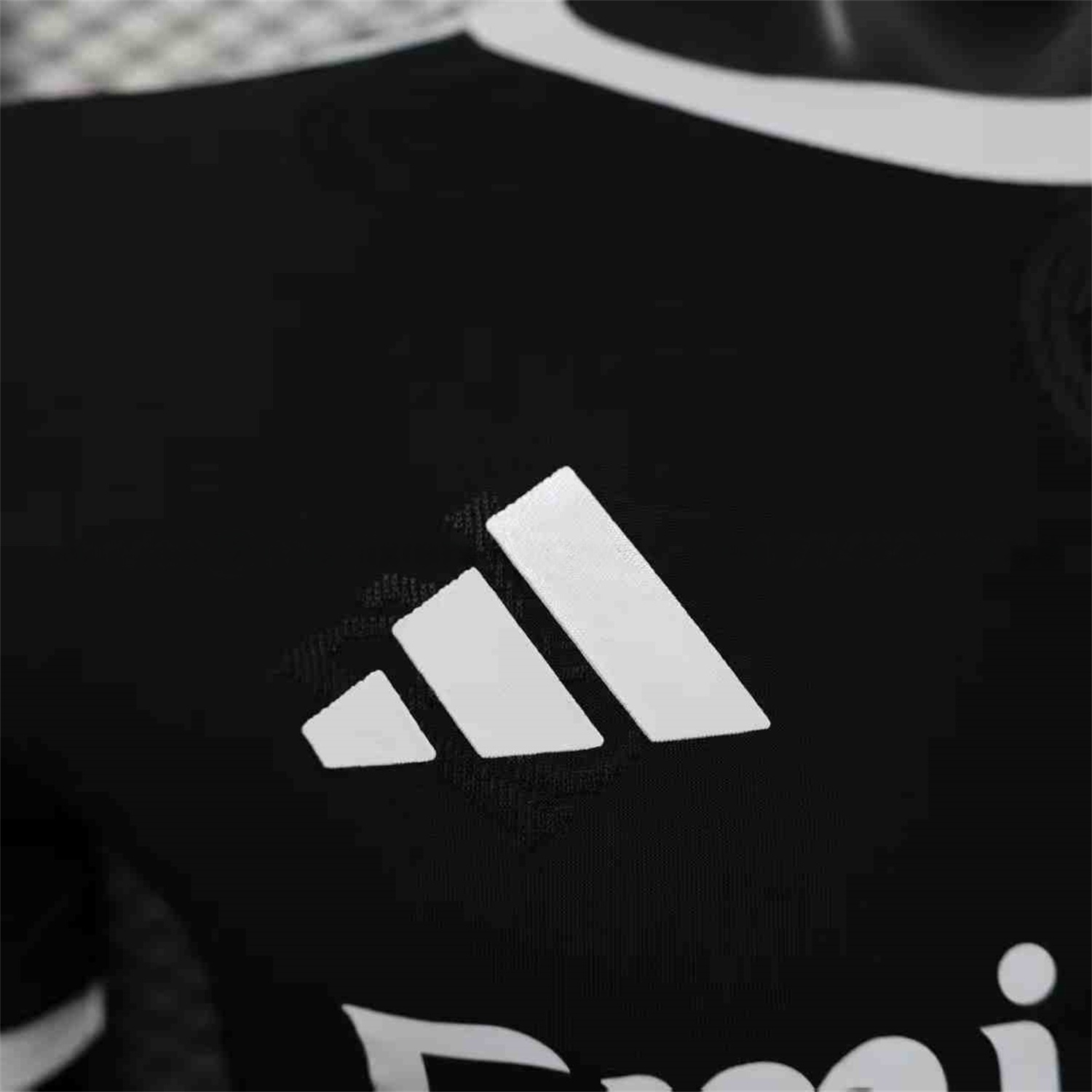 Real Madrid 25-26 Black Team Logo Jacquard Special Jersey - Player Version - Unitedfutballjersey