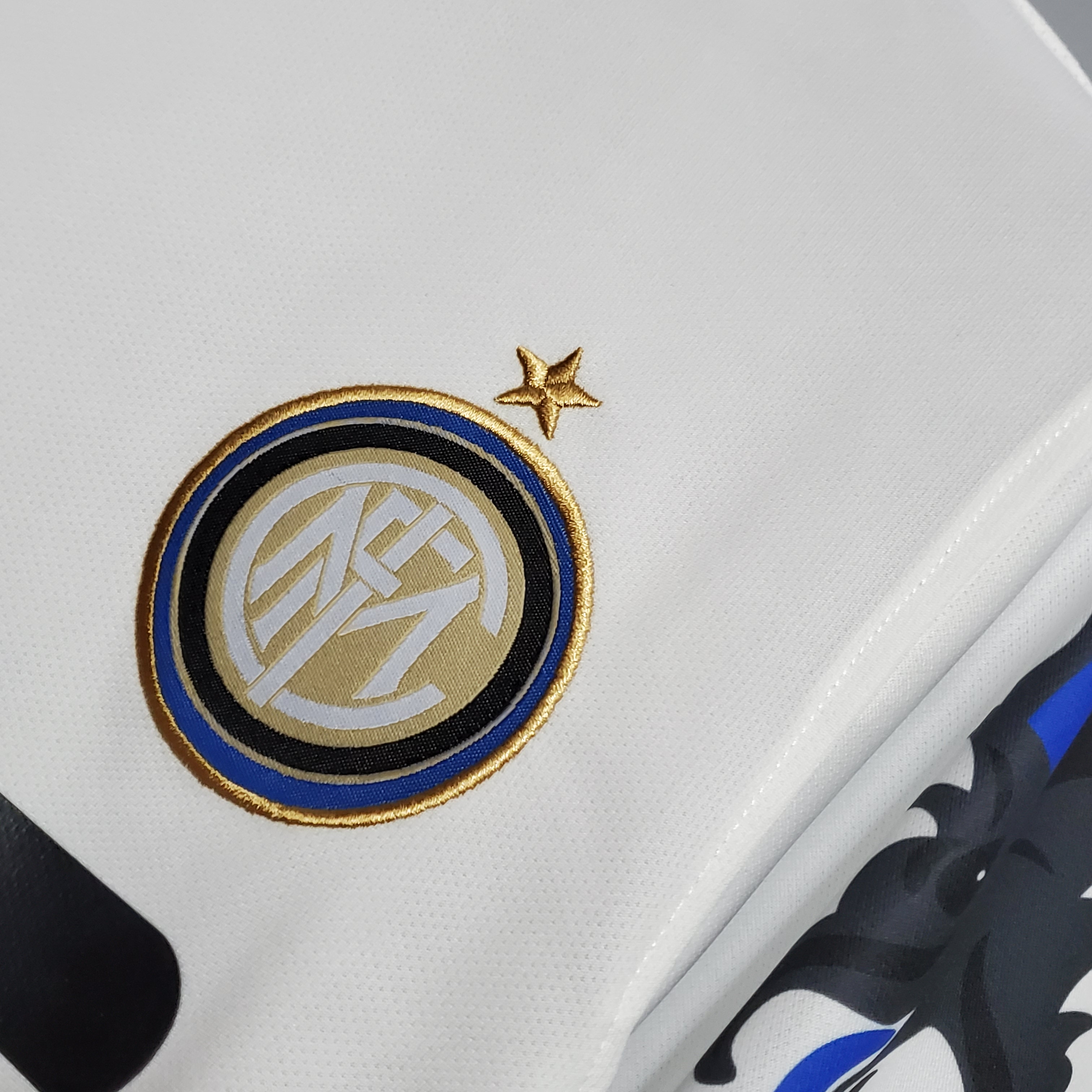 Retro Inter Milan 2010-11 Away Stadium Jersey - Unitedfutballjersey