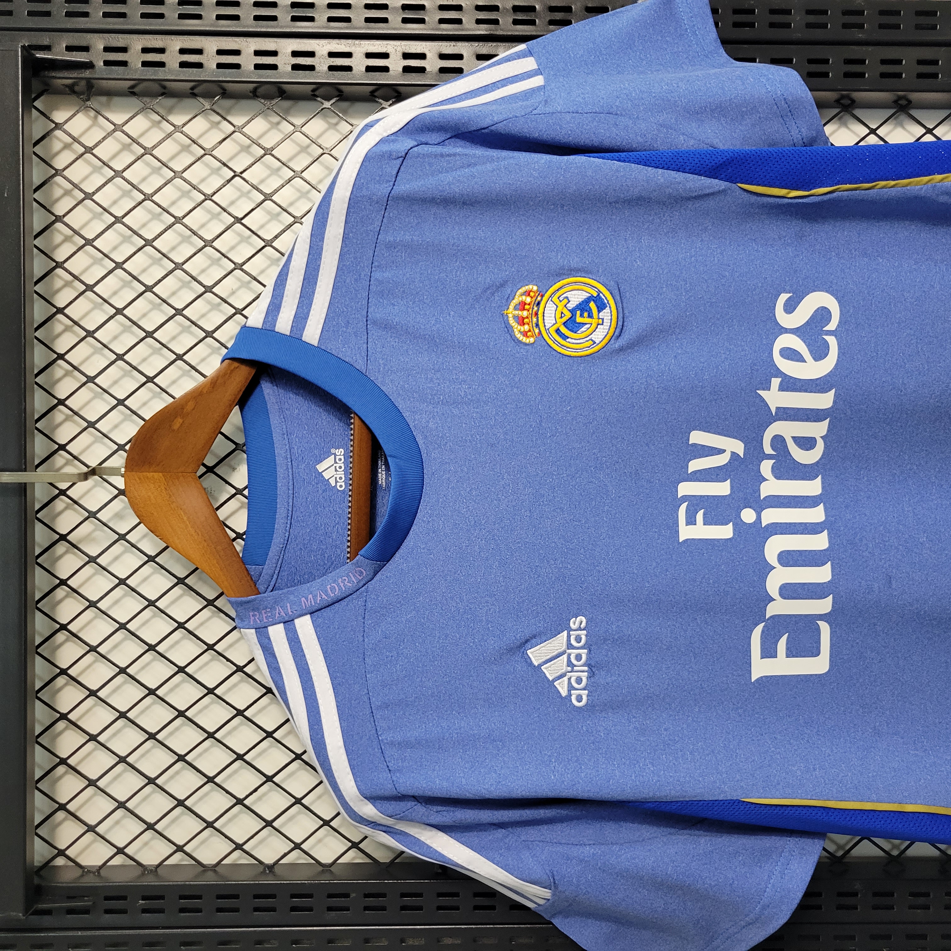 Retro Real Madrid 13-14 Away Stadium Jersey - Unitedfutballjersey