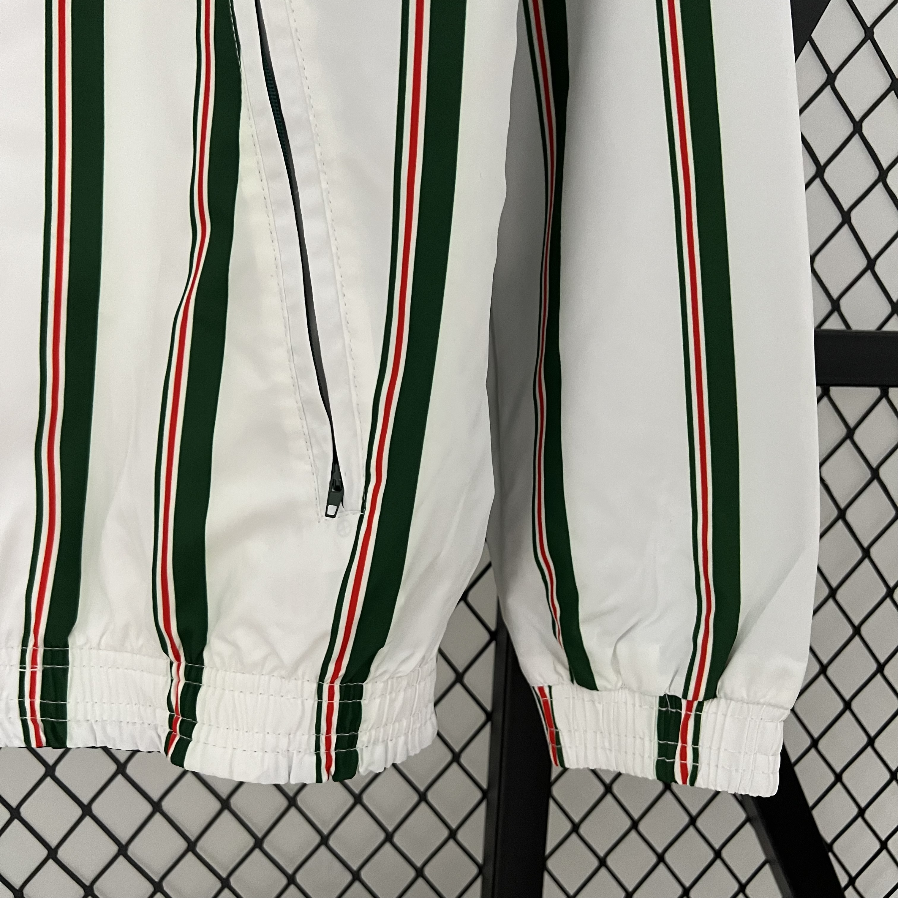 B.A.R.S.A 23-24 Player Reversible Windbreaker - White & Blue - Unitedfutballjersey