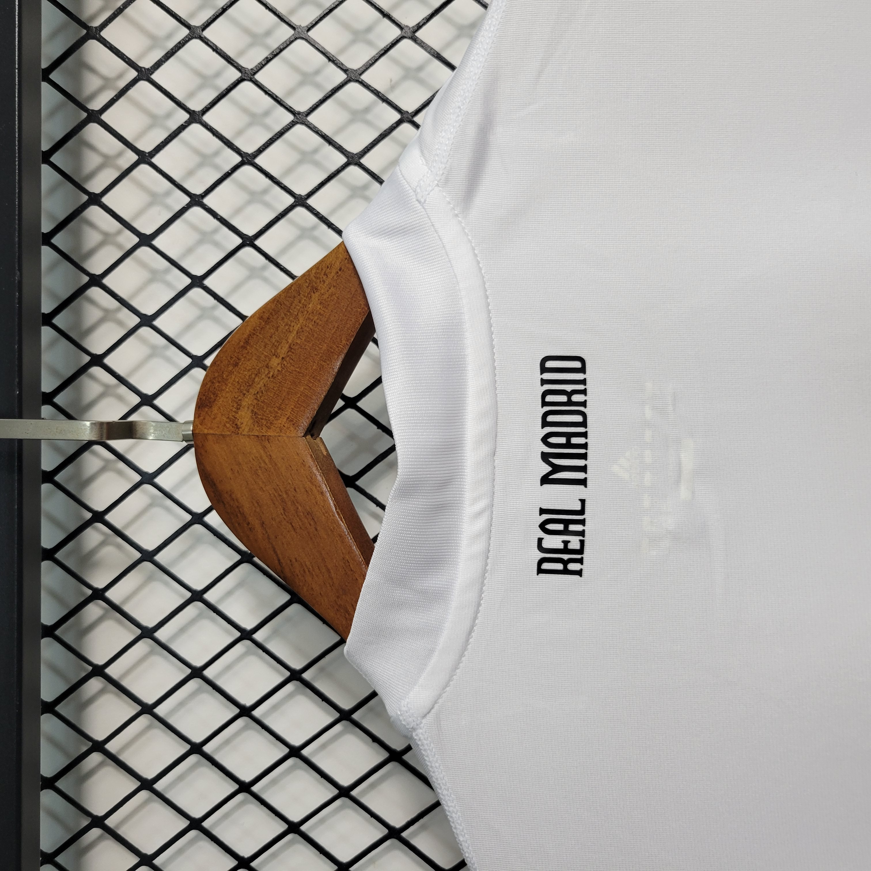 Retro Real Madrid 10-11 Home Stadium Jersey - Unitedfutballjersey