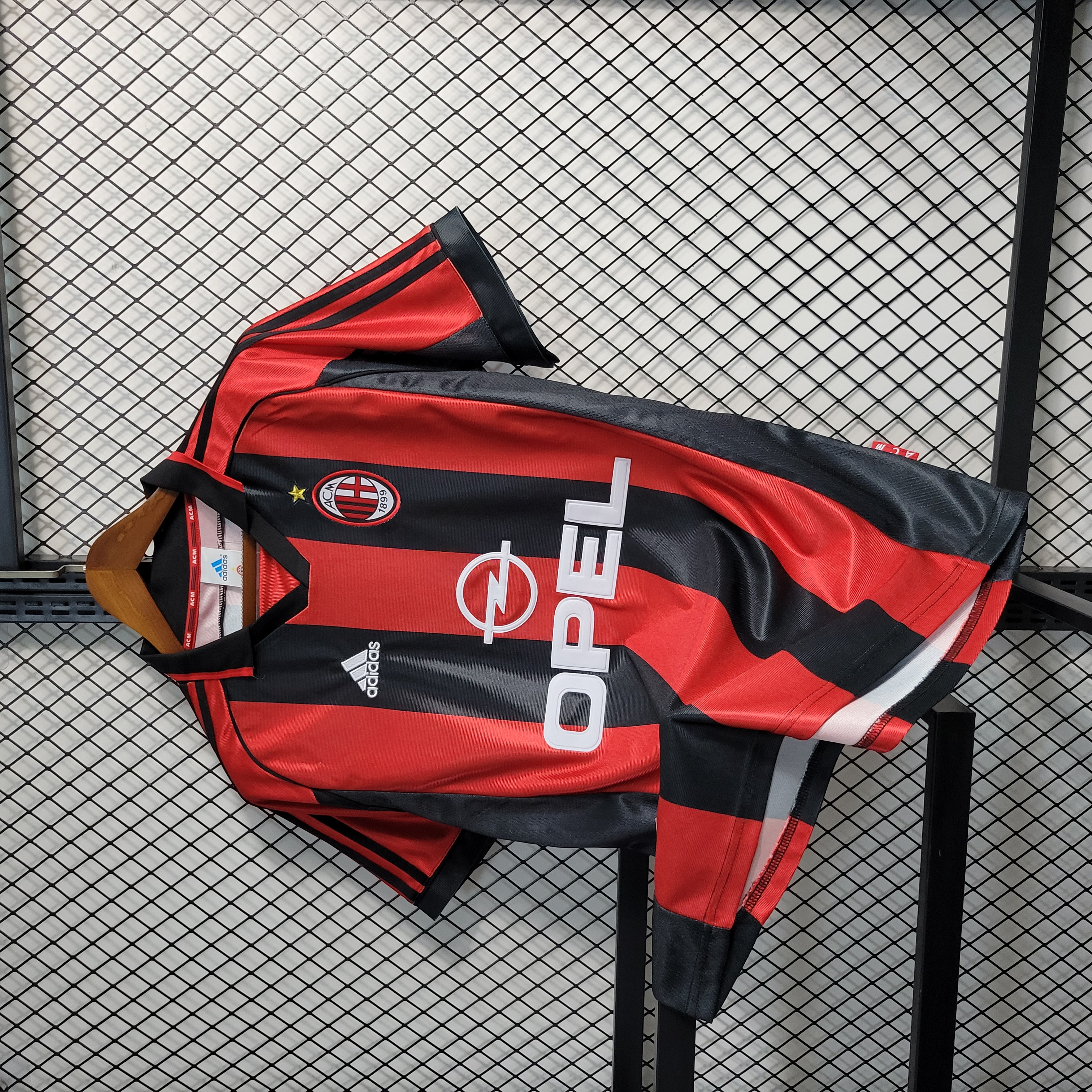 Retro AC Milan 98-99 Home Stadium Jersey - Unitedfutballjersey