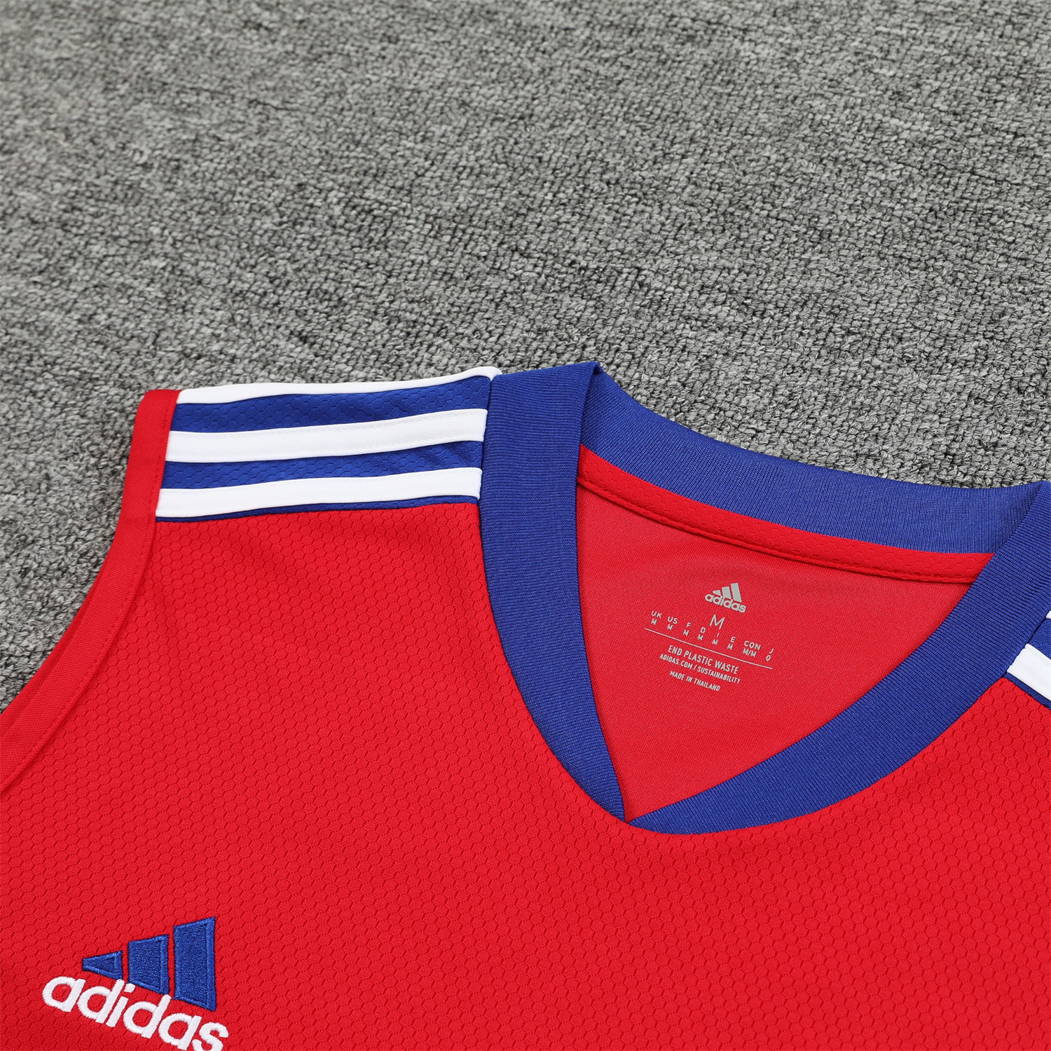 Bayern Munich 23-24 Red BlueTraining Vest Suit - Unitedfutballjersey