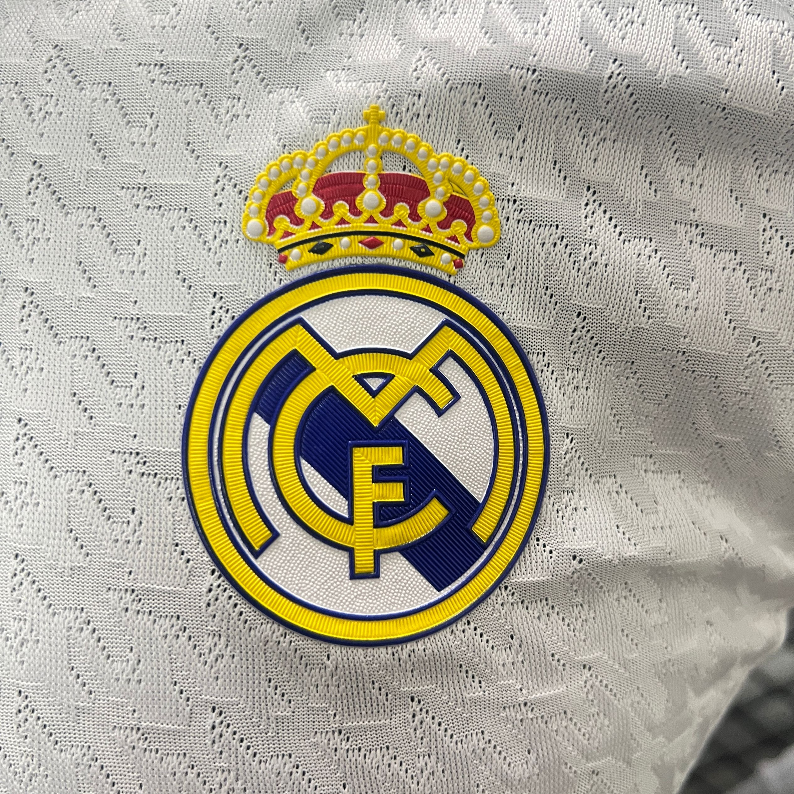 Real Madrid 24-25 Home Long Sleeve Jersey - Player Version - Unitedfutballjersey