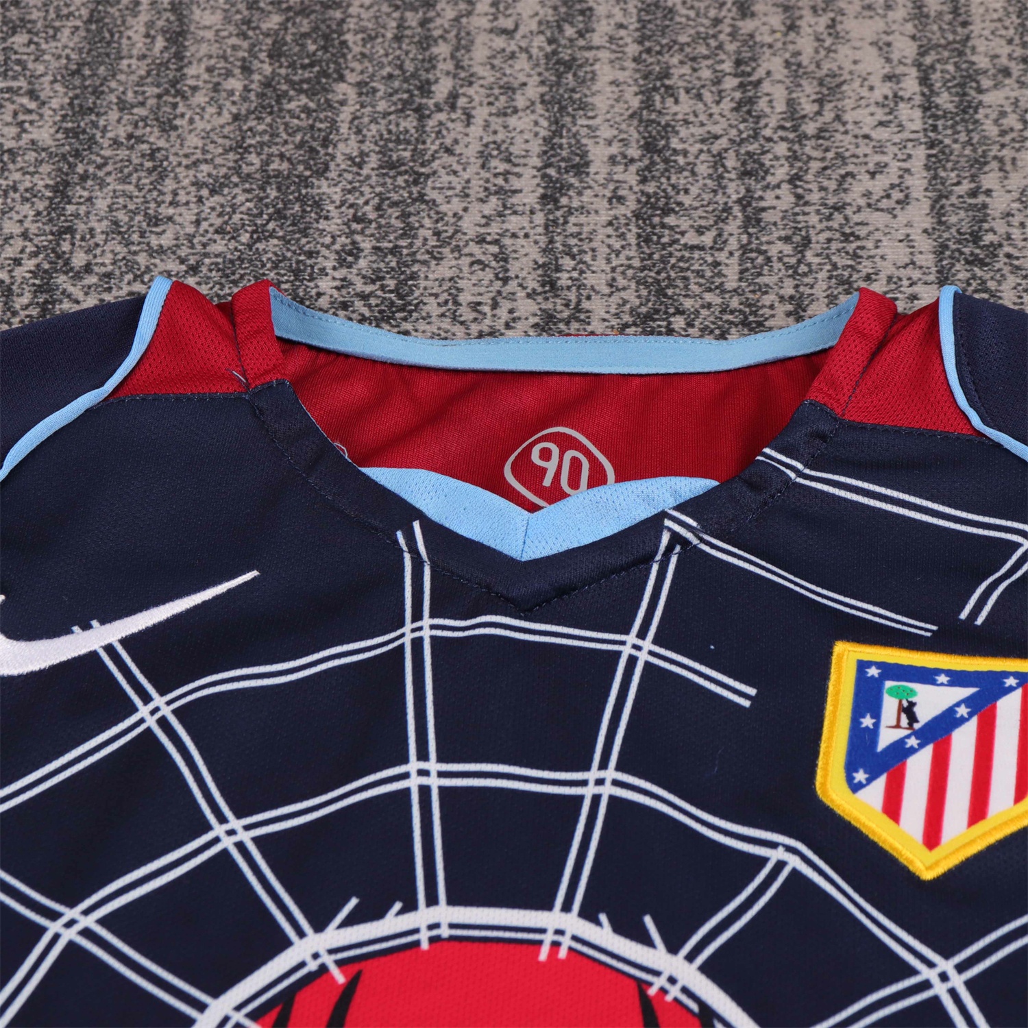 Retro Atletico Madrid 2004-05 Away S.p.i.d.e.r M.a.n Special Kids Kit - Unitedfutballjersey