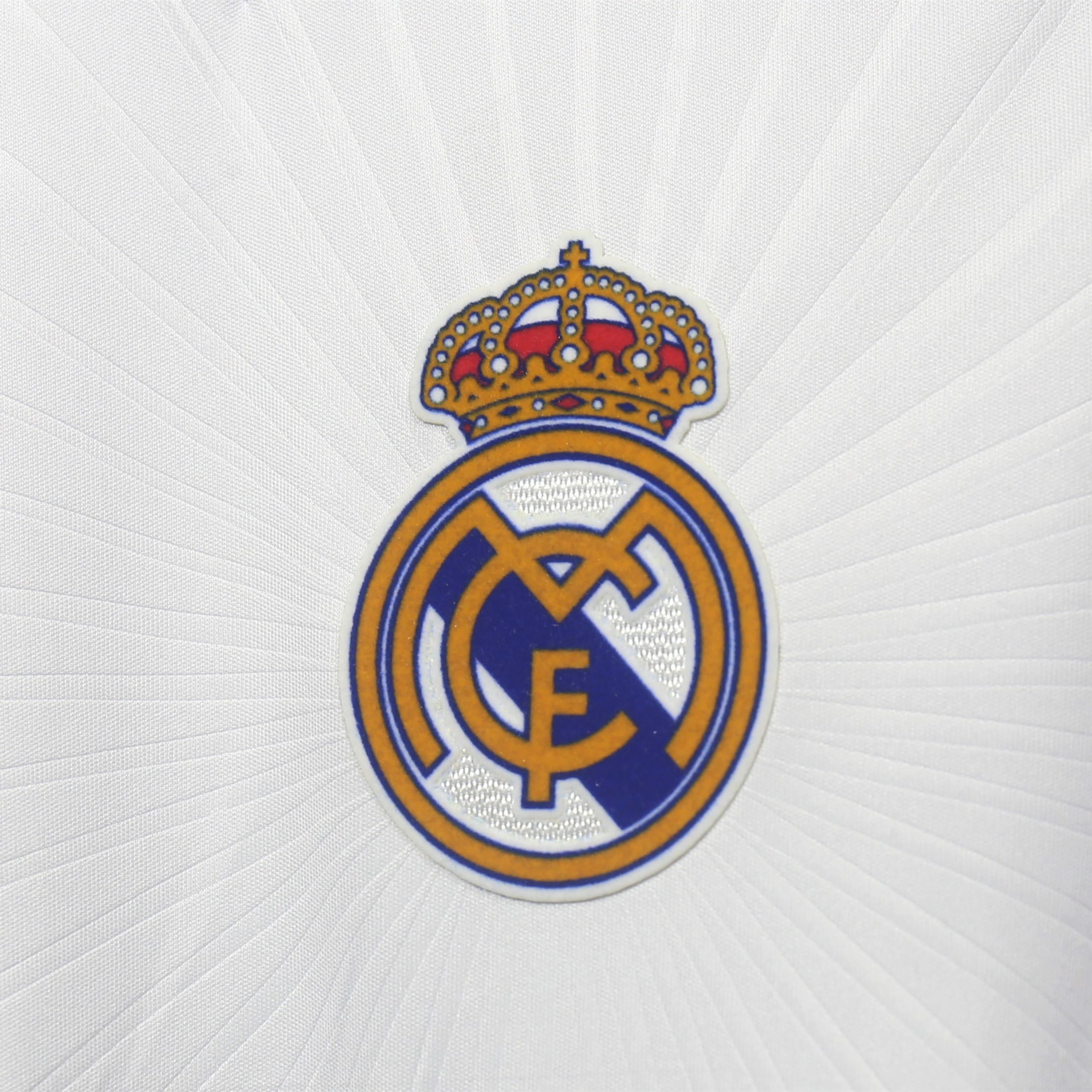 Retro Real Madrid 10-11 Home Long Sleeve Jersey - Player Version - Unitedfutballjersey