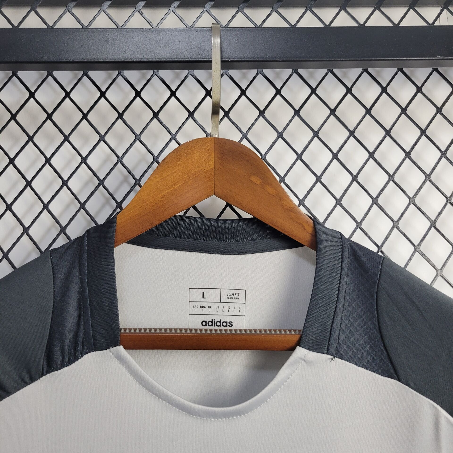 Benfica 24-25 Grey Training Jersey - Fans Version - Unitedfutballjersey