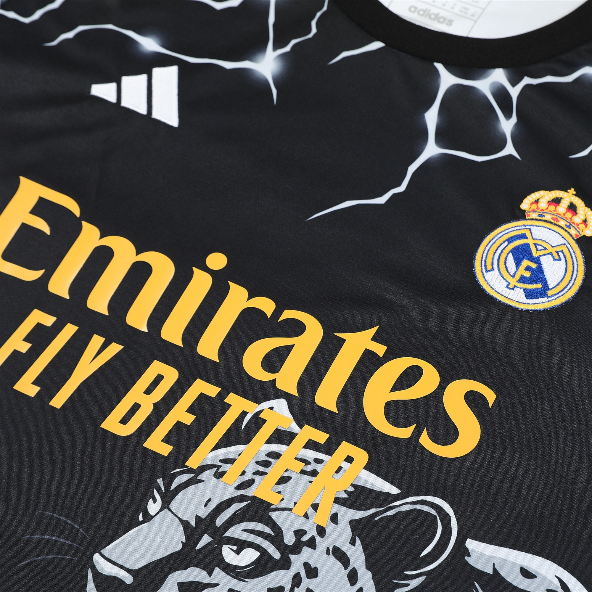 Real Madrid 24-25 Short-Sleeve Training Set - White Leopard Top & Black Shorts - Unitedfutballjersey