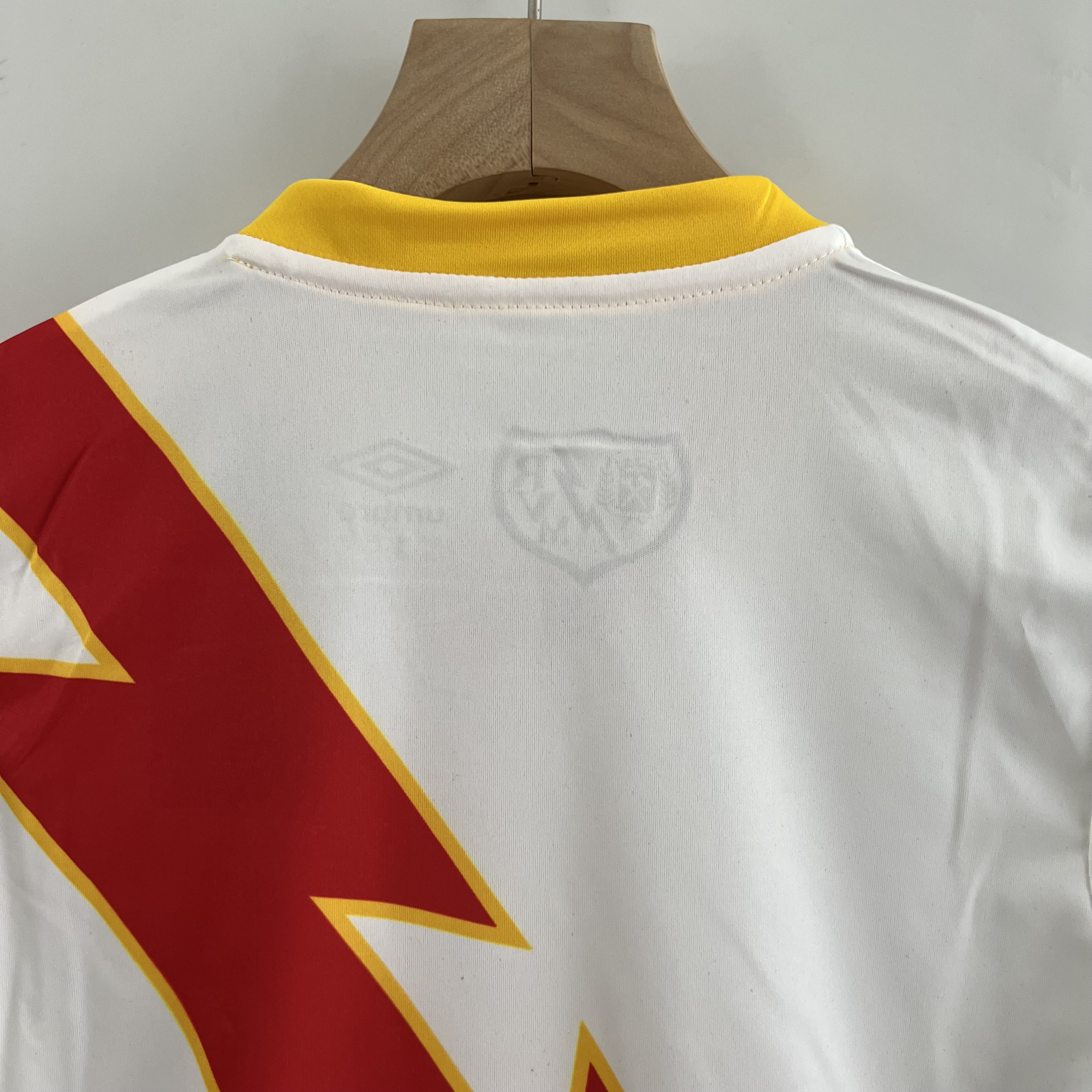 Rayo Vallecano 23-24 Home Stadium Kids Kit - Unitedfutballjersey