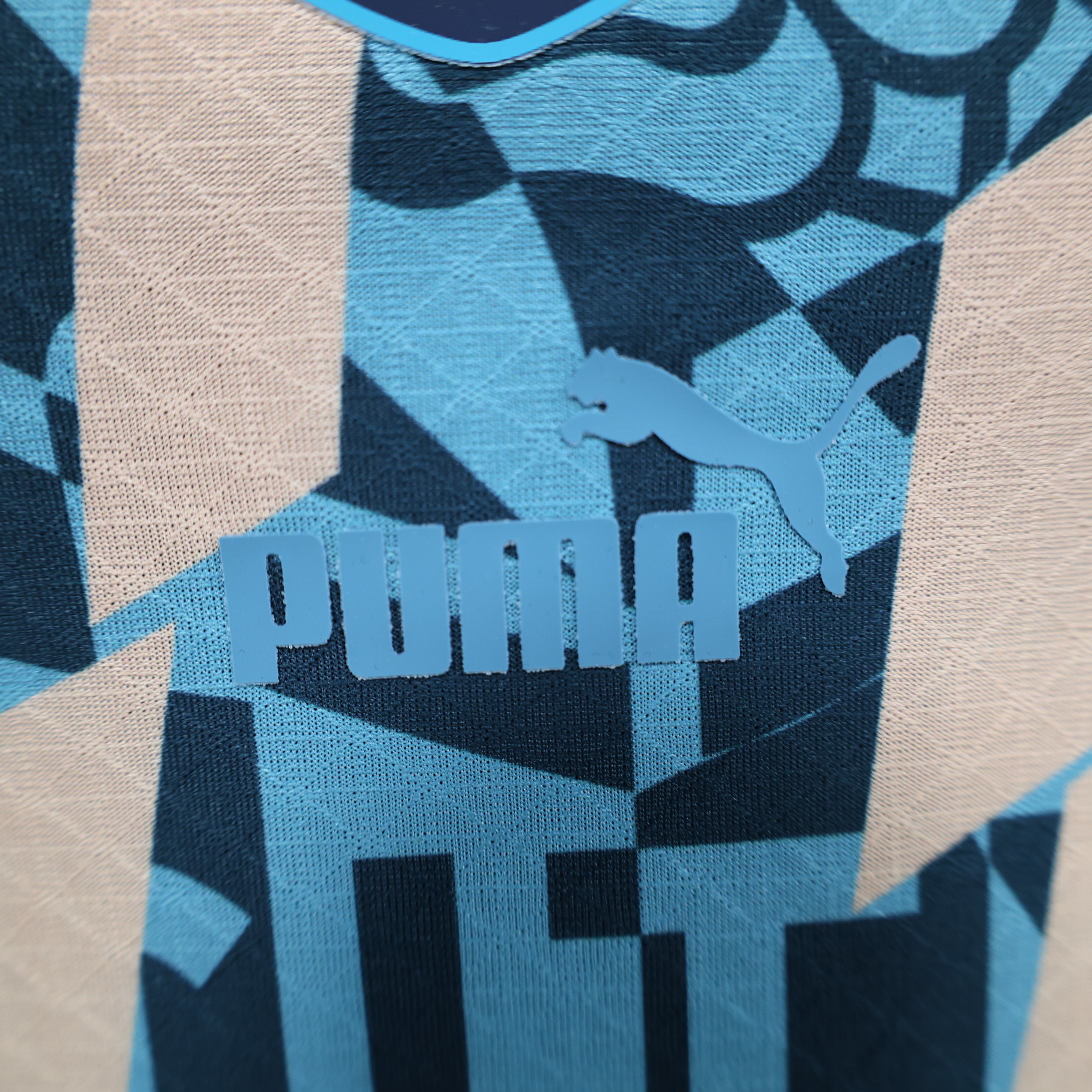 Manchester City 24-25 ftblSTATEMENT Retro Jersey - Player Version - Unitedfutballjersey