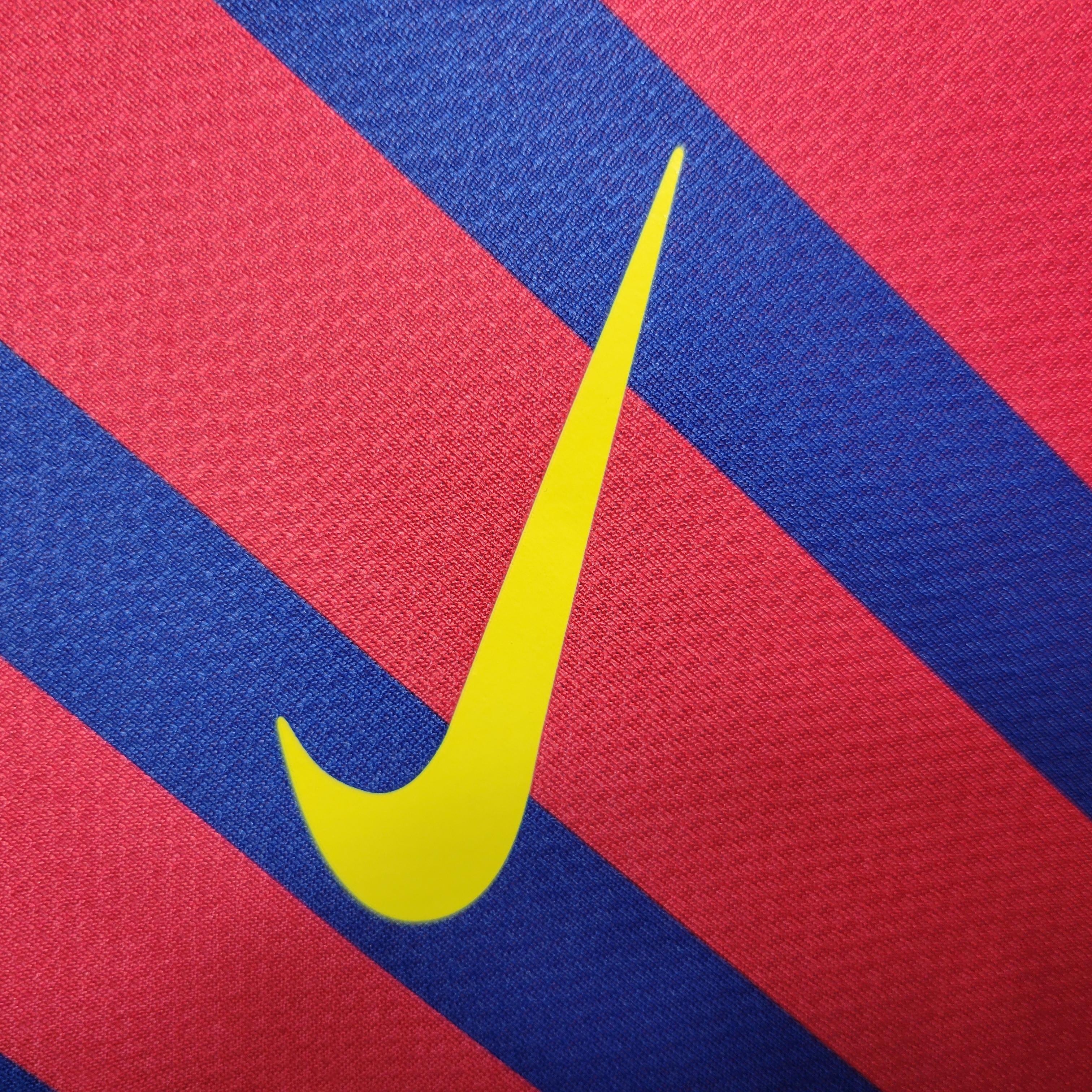 Retro Barcelona 11-12 Home Stadium Jersey - Unitedfutballjersey
