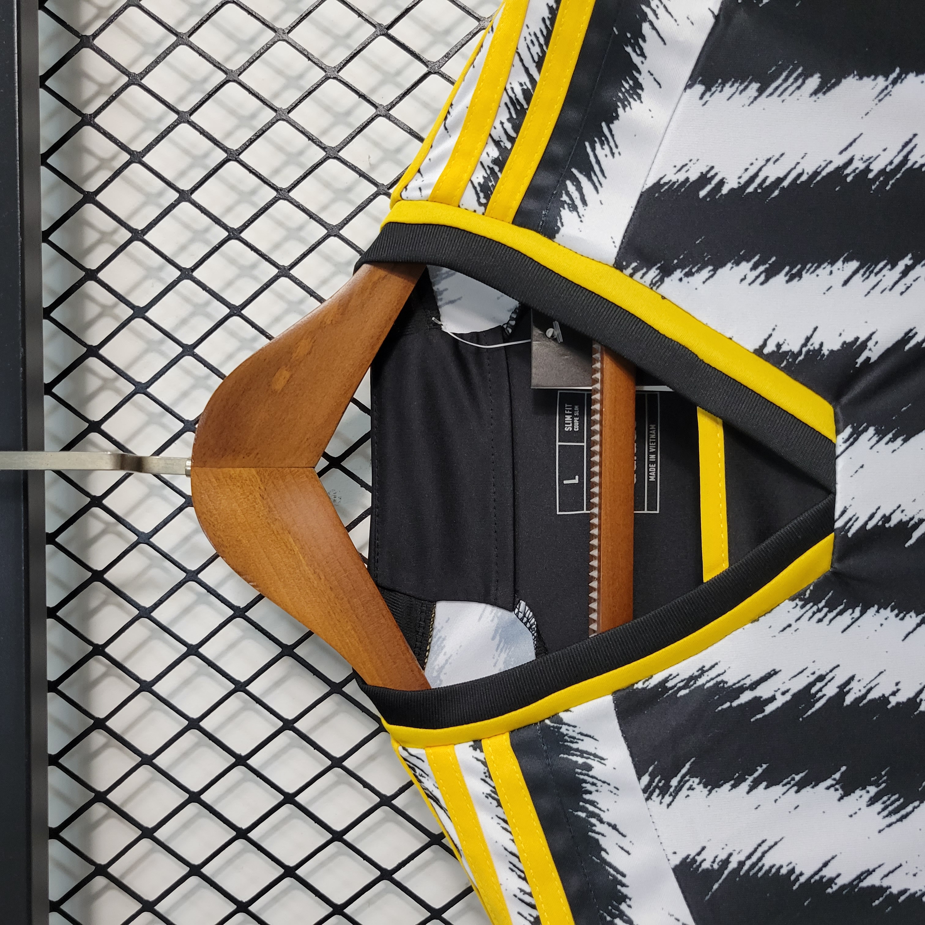 23/24 Juventus Home Jersey - Fans Version - Unitedfutballjersey