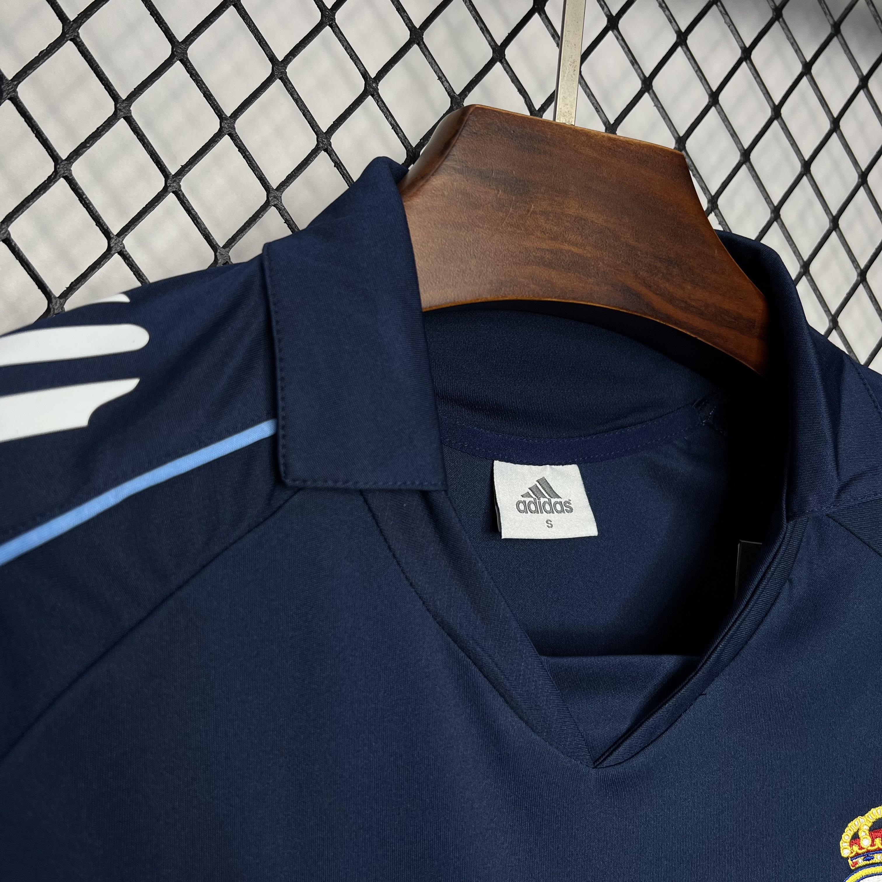 Retro Real Madrid 05-06 Away Jersey - Unitedfutballjersey