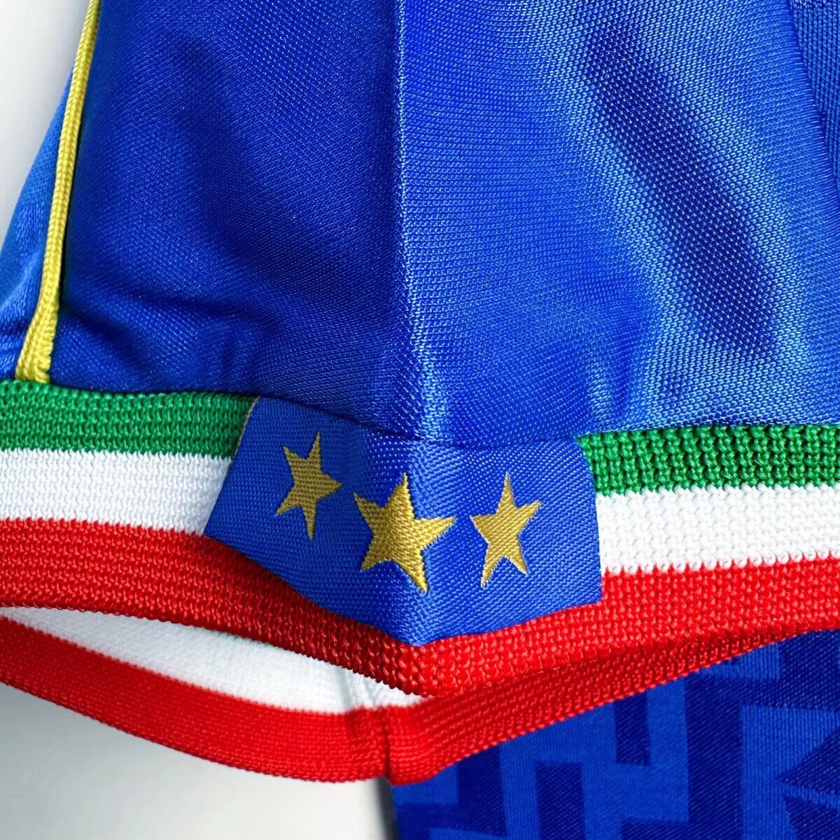 Retro Italy 1995 Home Jersey - Unitedfutballjersey