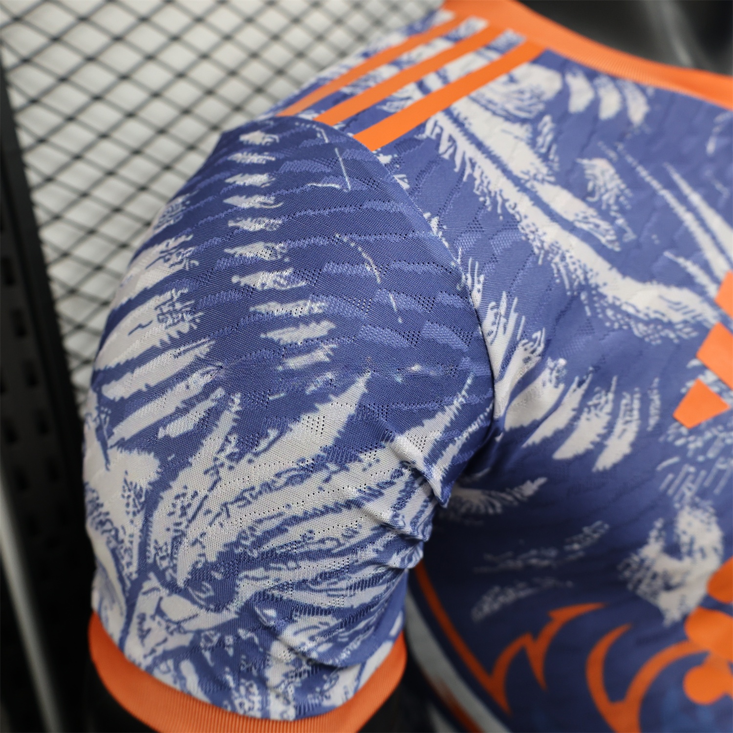 Liver.pool 25-26 Orange and Blue Liver.pool Bird Special Edition Jersey - Player Version - Unitedfutballjersey