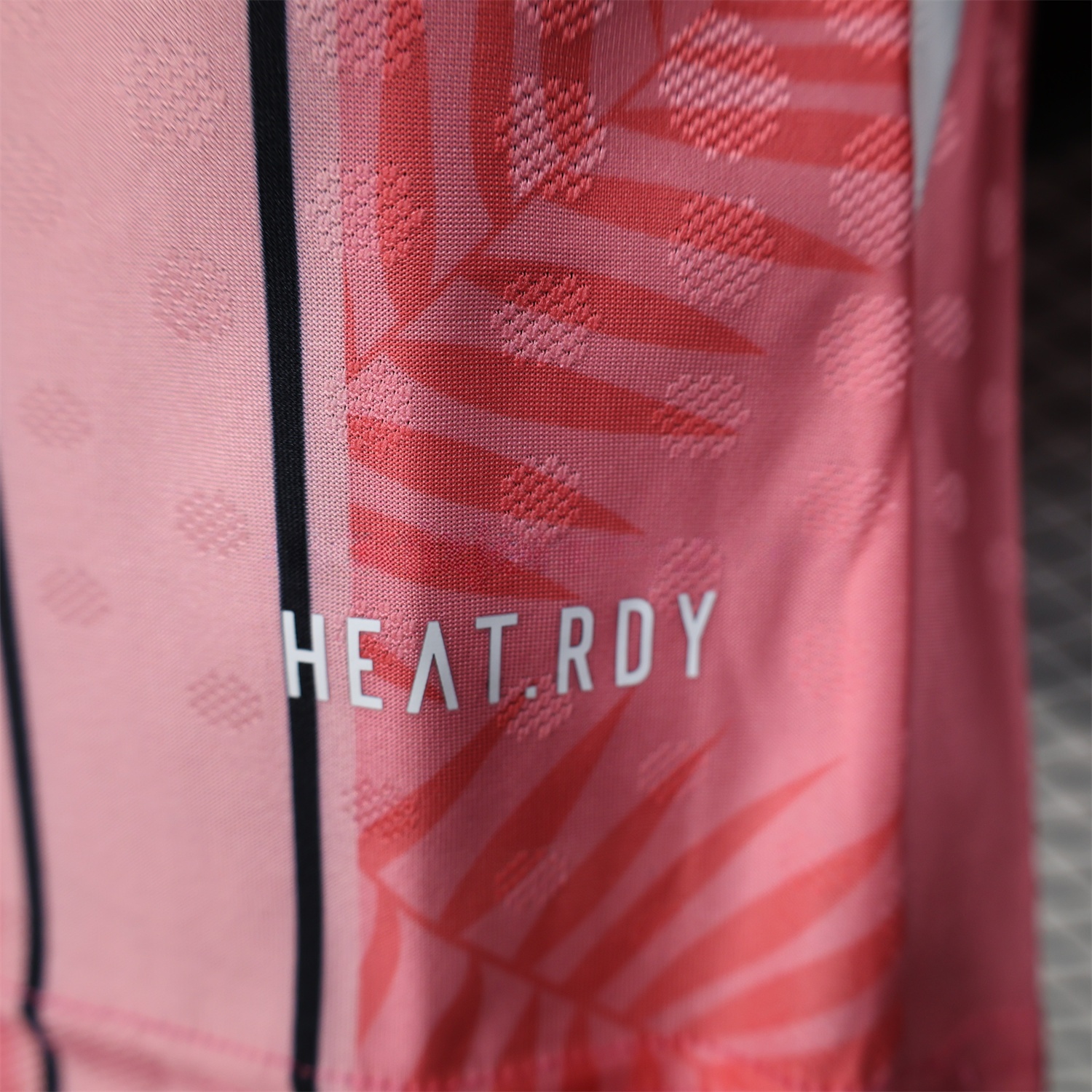INT M.A.M 25-26 Pink Stripes and Leaves Pattern Special Jersey - Player Version - Unitedfutballjersey