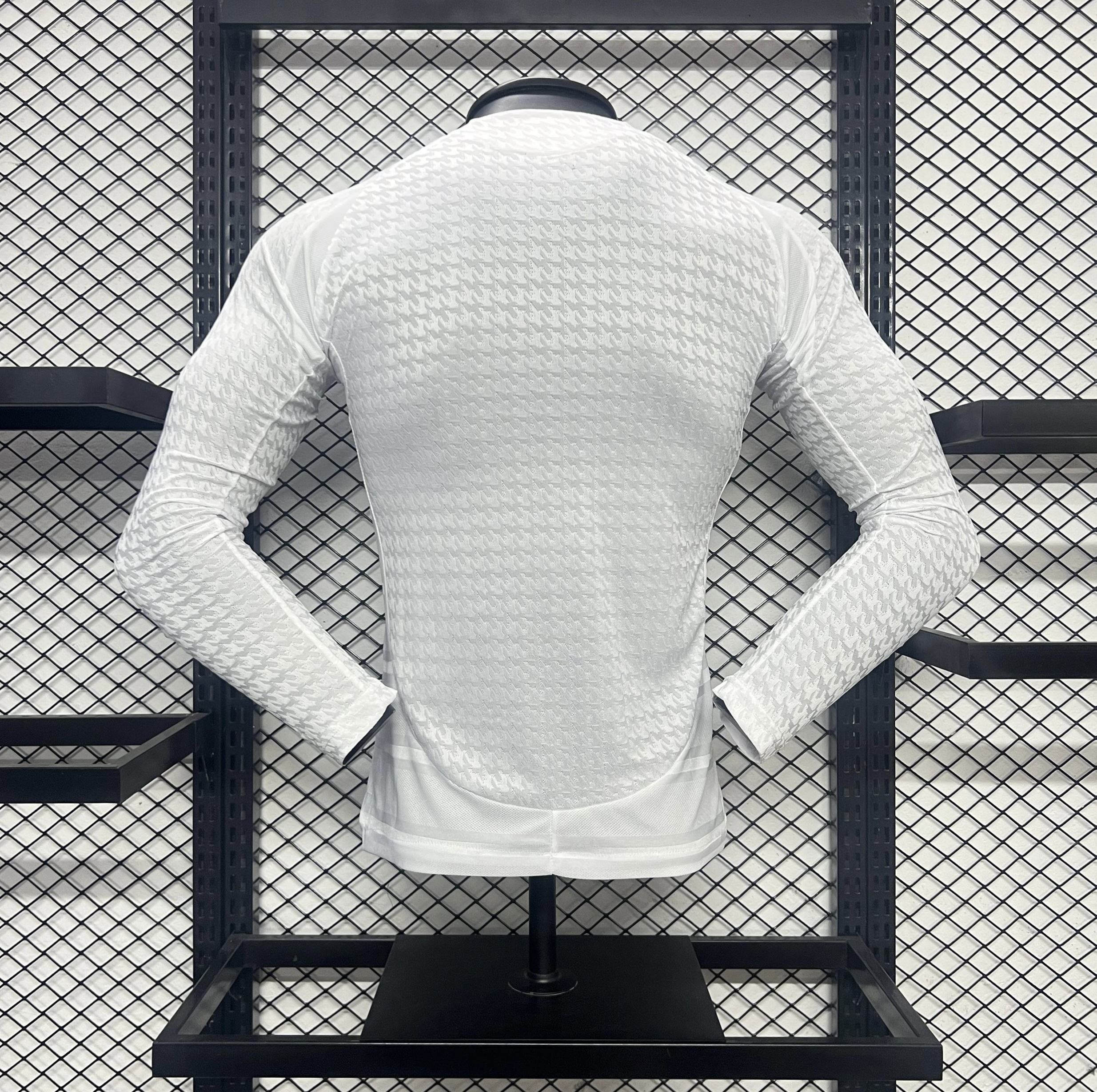 Real Madrid 24-25 Home Long Sleeve Jersey - Player Version - Unitedfutballjersey