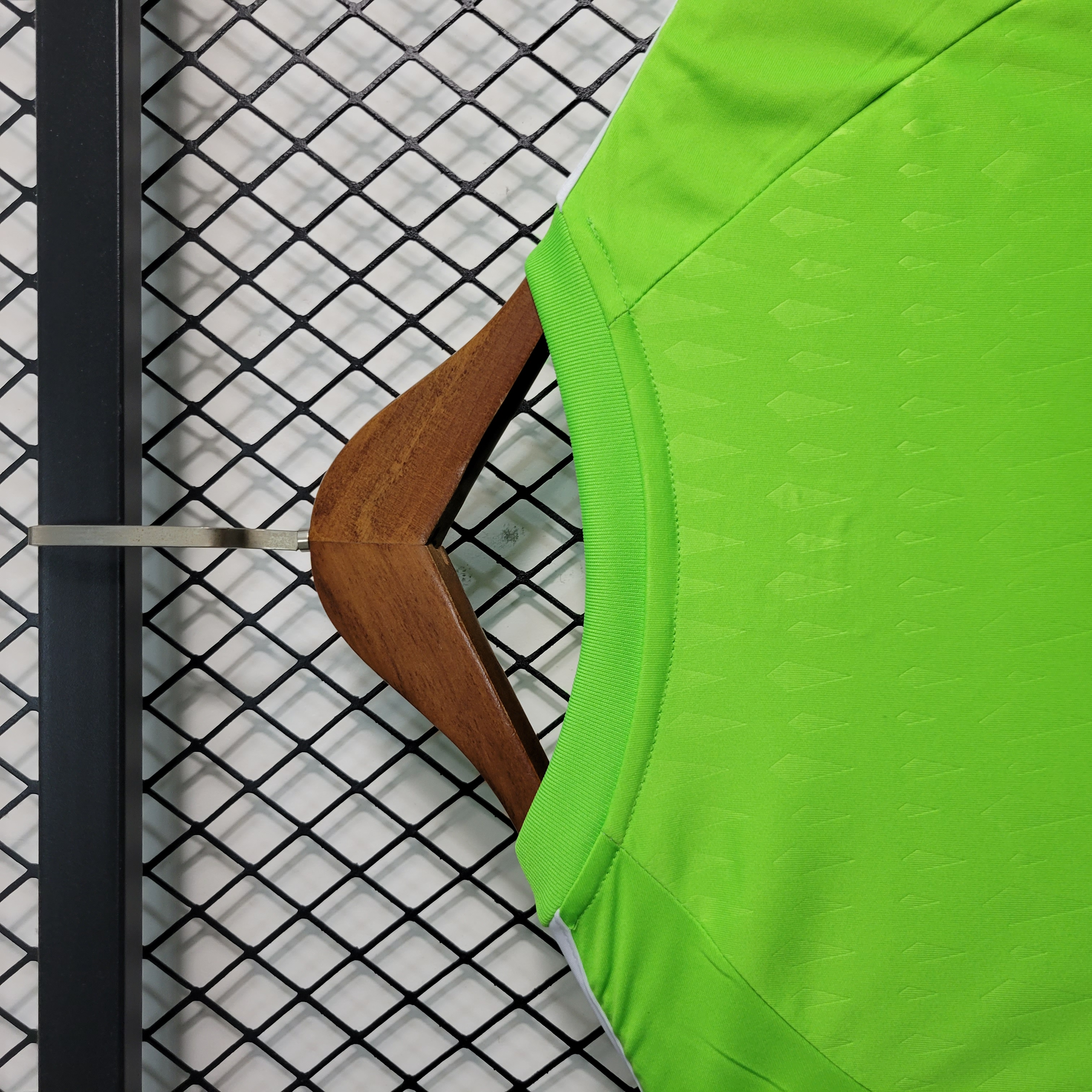 Manchester United 23-24 Green Goalkeeper Jersey - Fans Version - Unitedfutballjersey